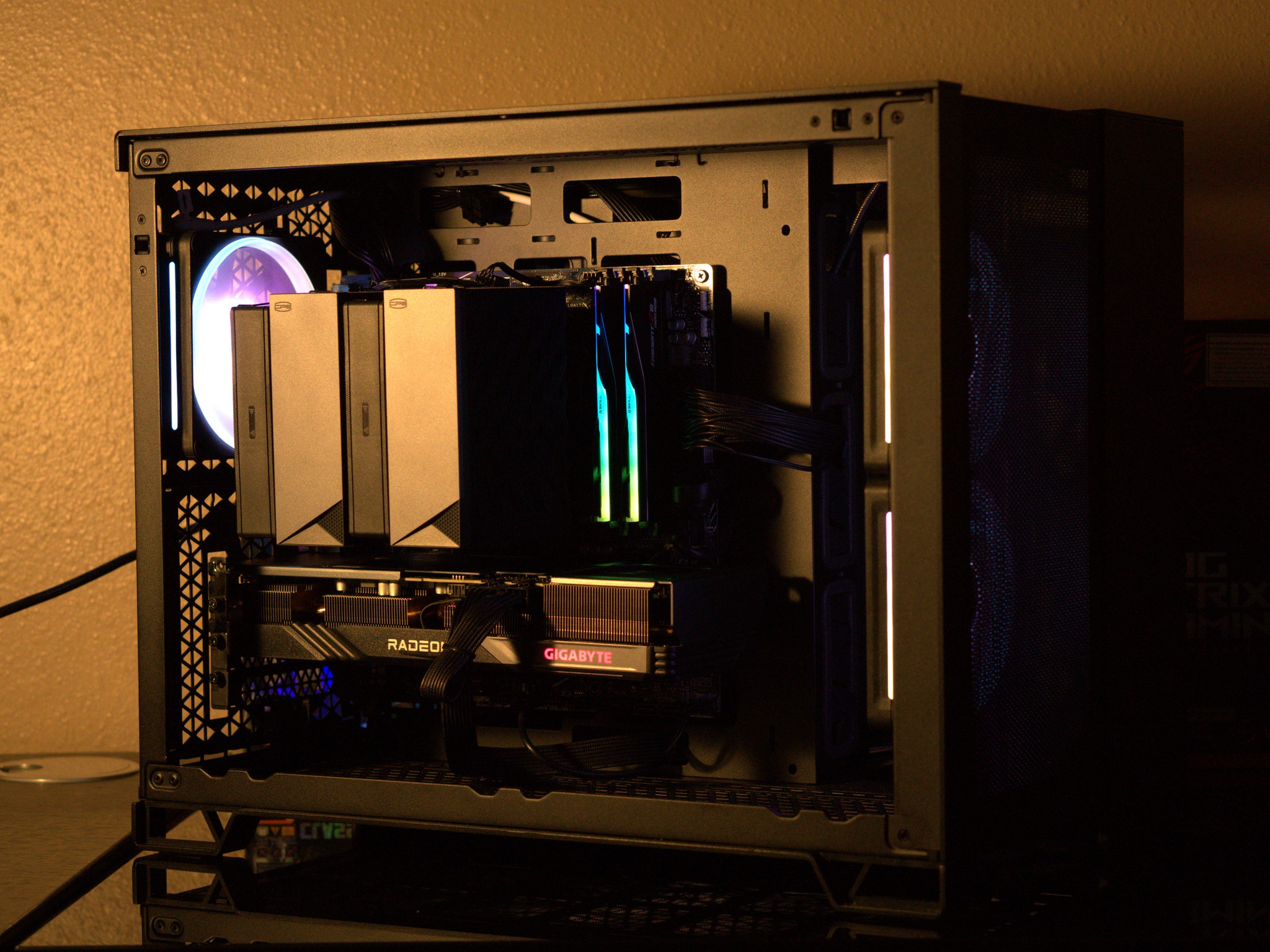 1440P Corsair Gaming RIG | 32GB DDR5 | RX 7600XT 16GB | Ryzen 5 7600 |