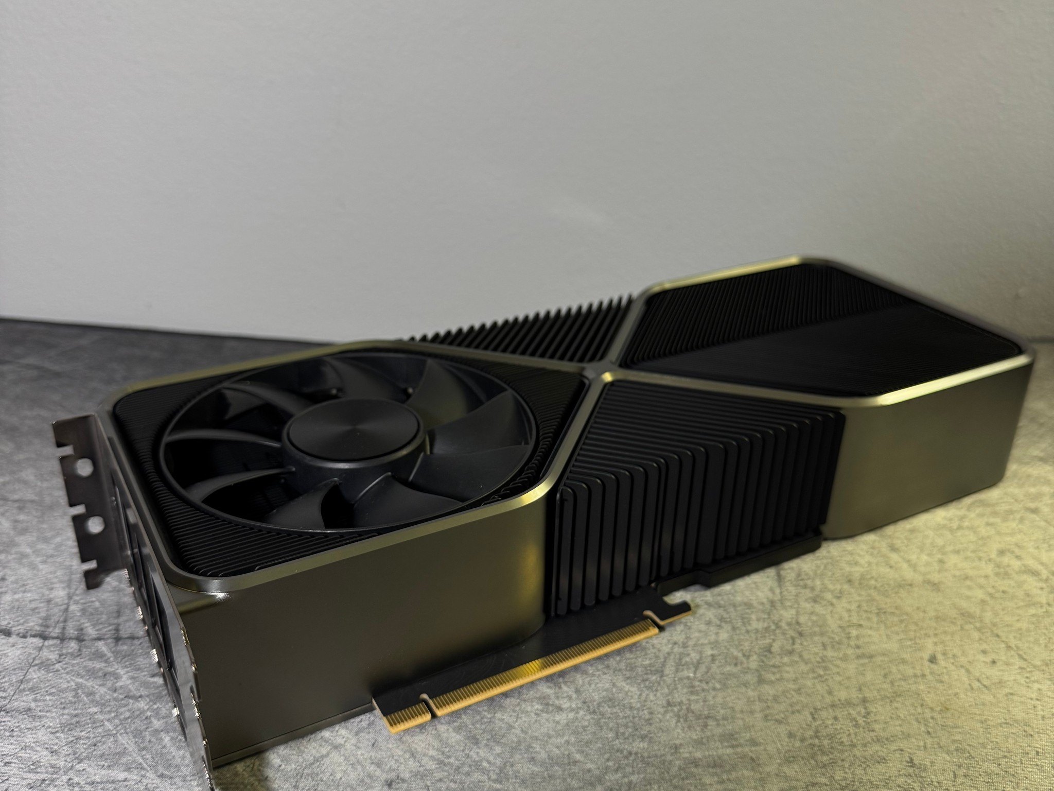 NVIDIA GeForce RTX 3090 Ti Founders Edition