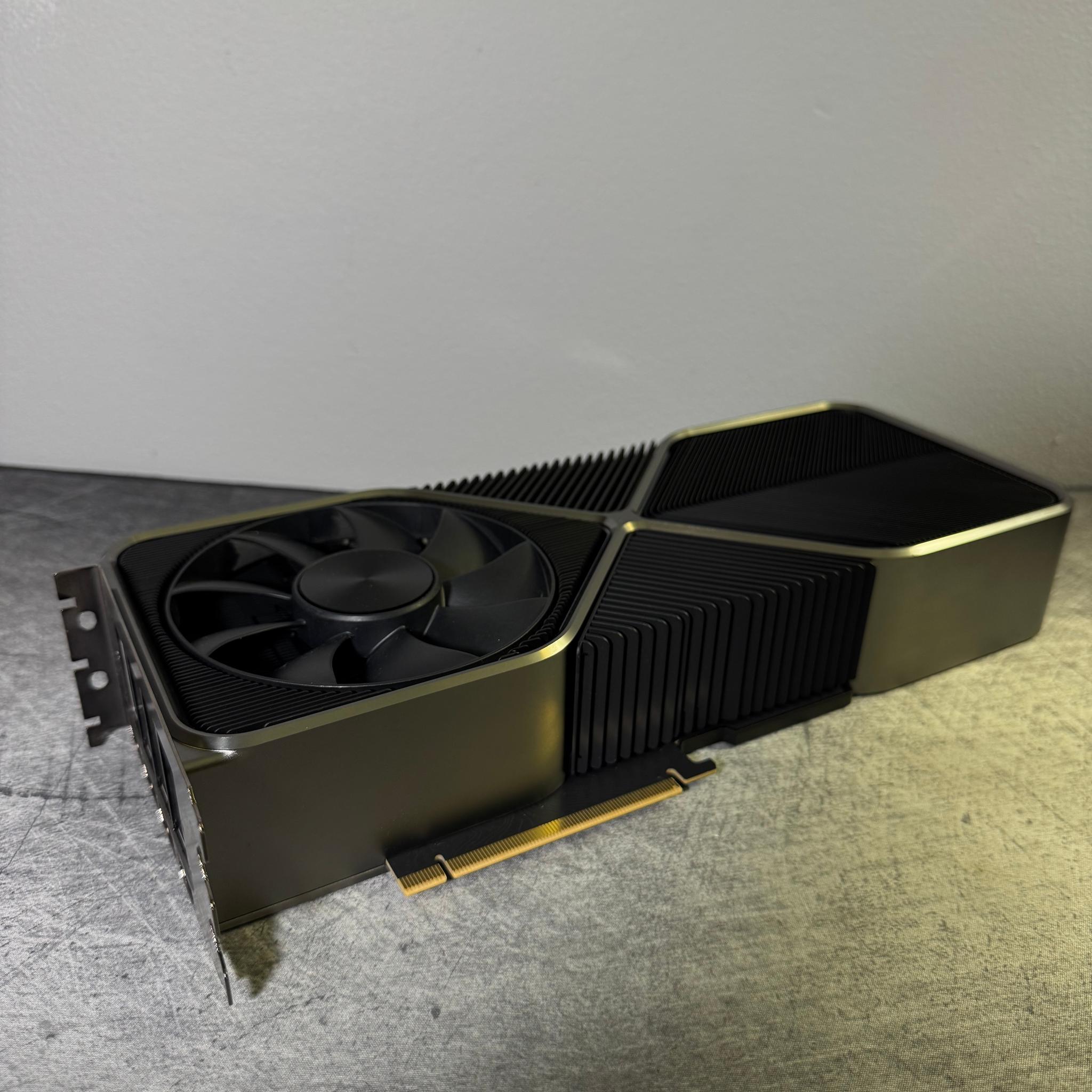 NVIDIA GeForce RTX 3090 Ti Founders Edition