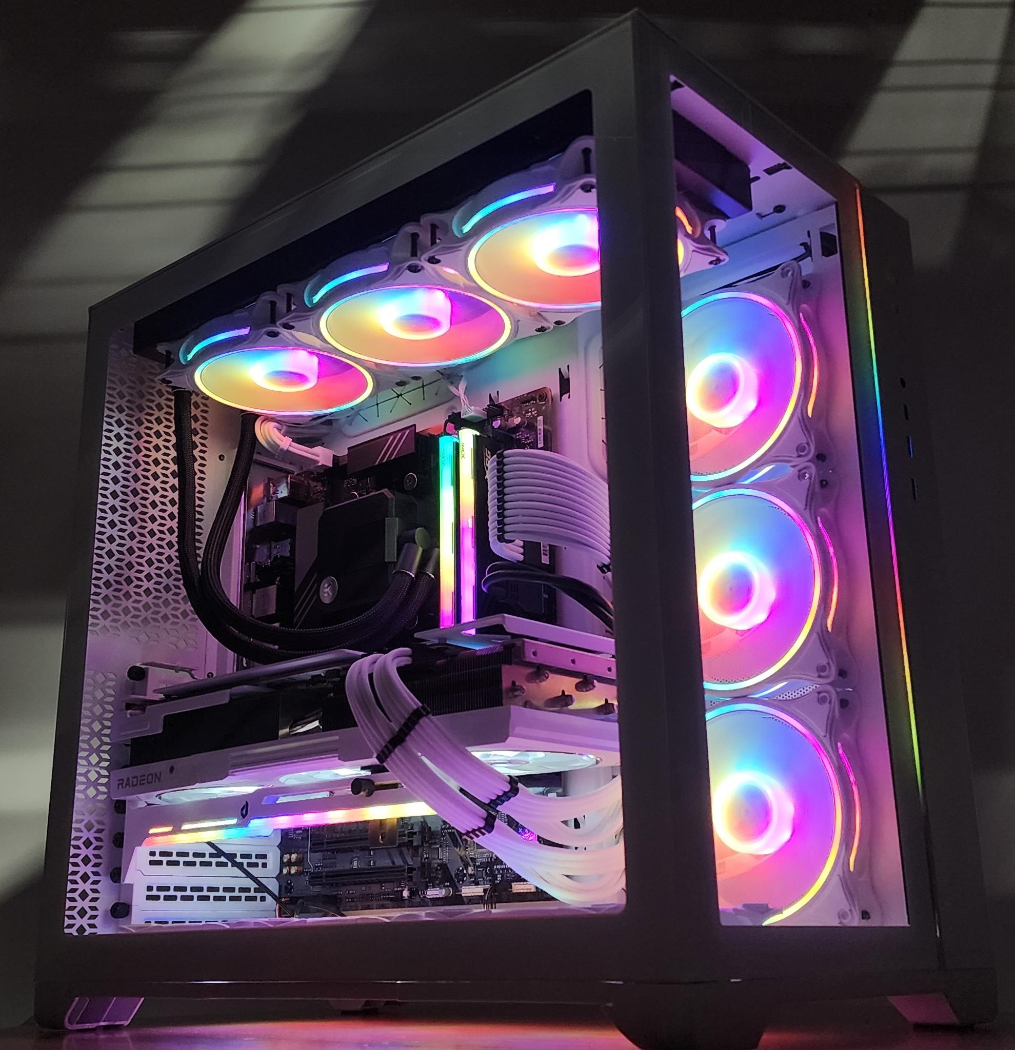 Gaming PC Ryzen 9 7950X 32GB RAM 1TB SSD RX 7900 XTX 24GB Windows 11 Computer