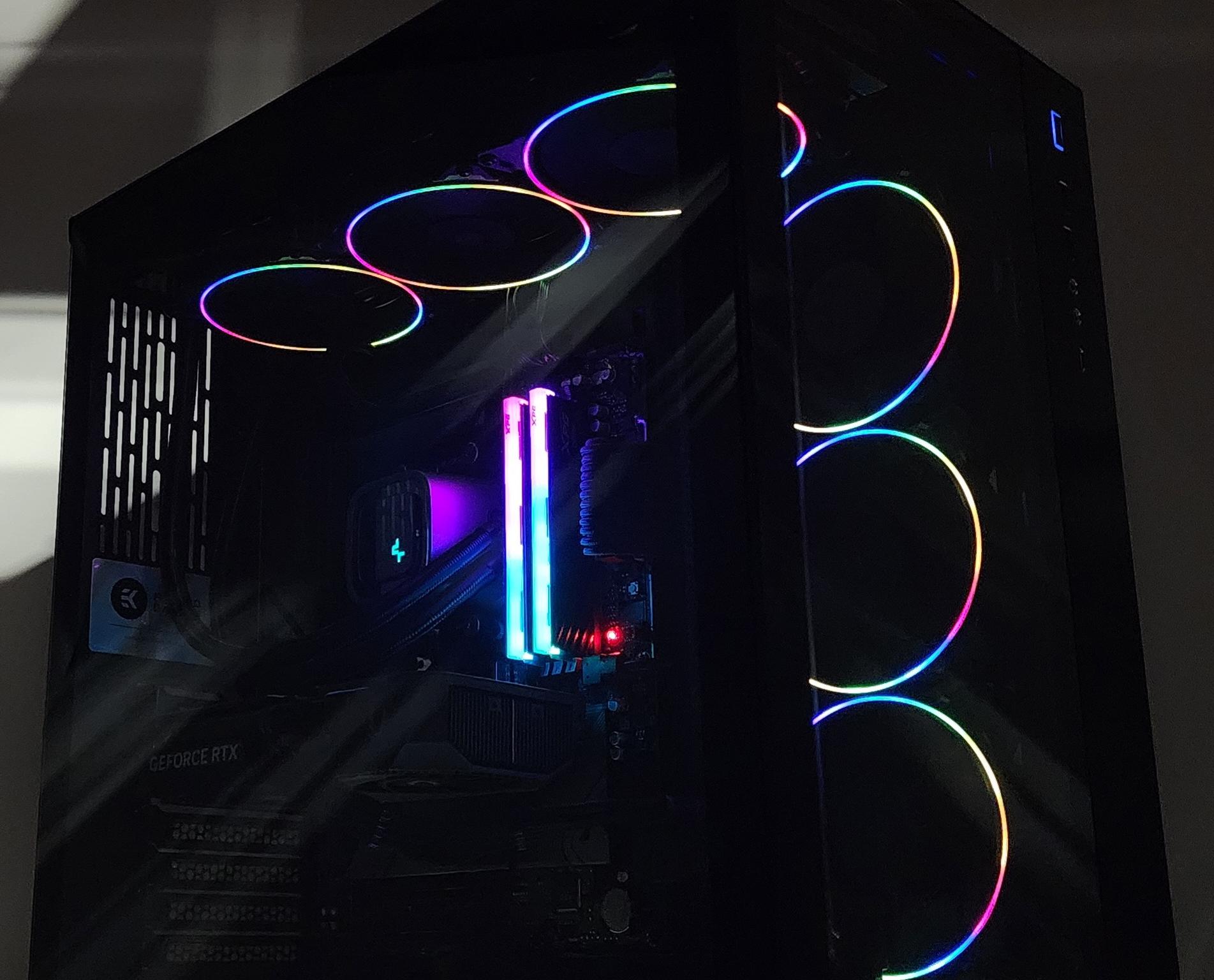 Gaming PC Ryzen 7 9700X 32GB RAM 1TB SSD RTX 5060 Ti  16GB Windows 11 Computer