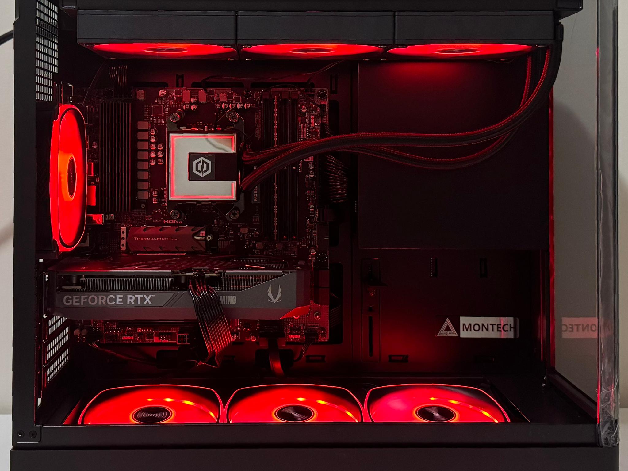 AMD X3D Ryzen 7 7700X3D 32GB DDR5 RAM GeForce RTX 5060 Ti 1TB Gen5 NVMe SSD 850W Gold Gaming PC