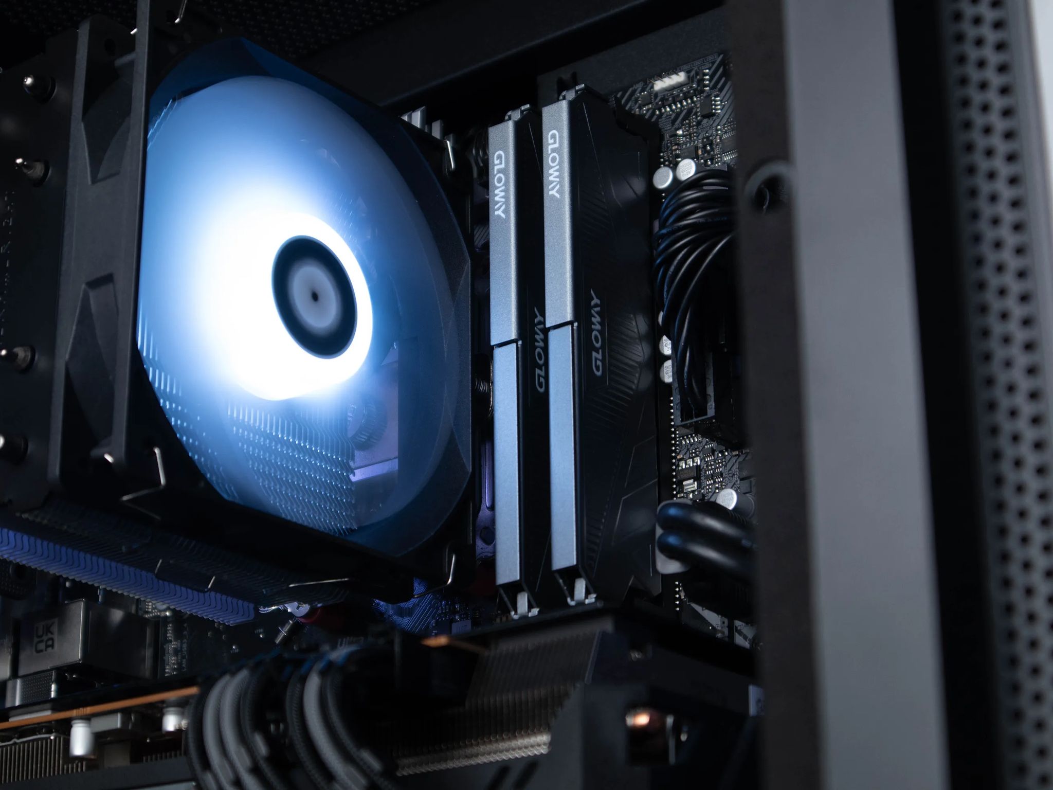 ~Dark Horse~ (RX 5700 XT | Ryzen 5 3600 | 16gb RAM | WiFi | Bluetooth | Windows 11 Pro)