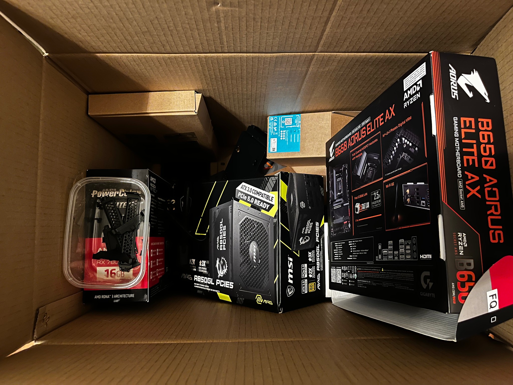 BRAND NEW!! (READ DESC!) R7 7800X3D + RX 7800XT + 2TB Samsung 980 PRO M.2 + 32GB DDR5 6000MHZ