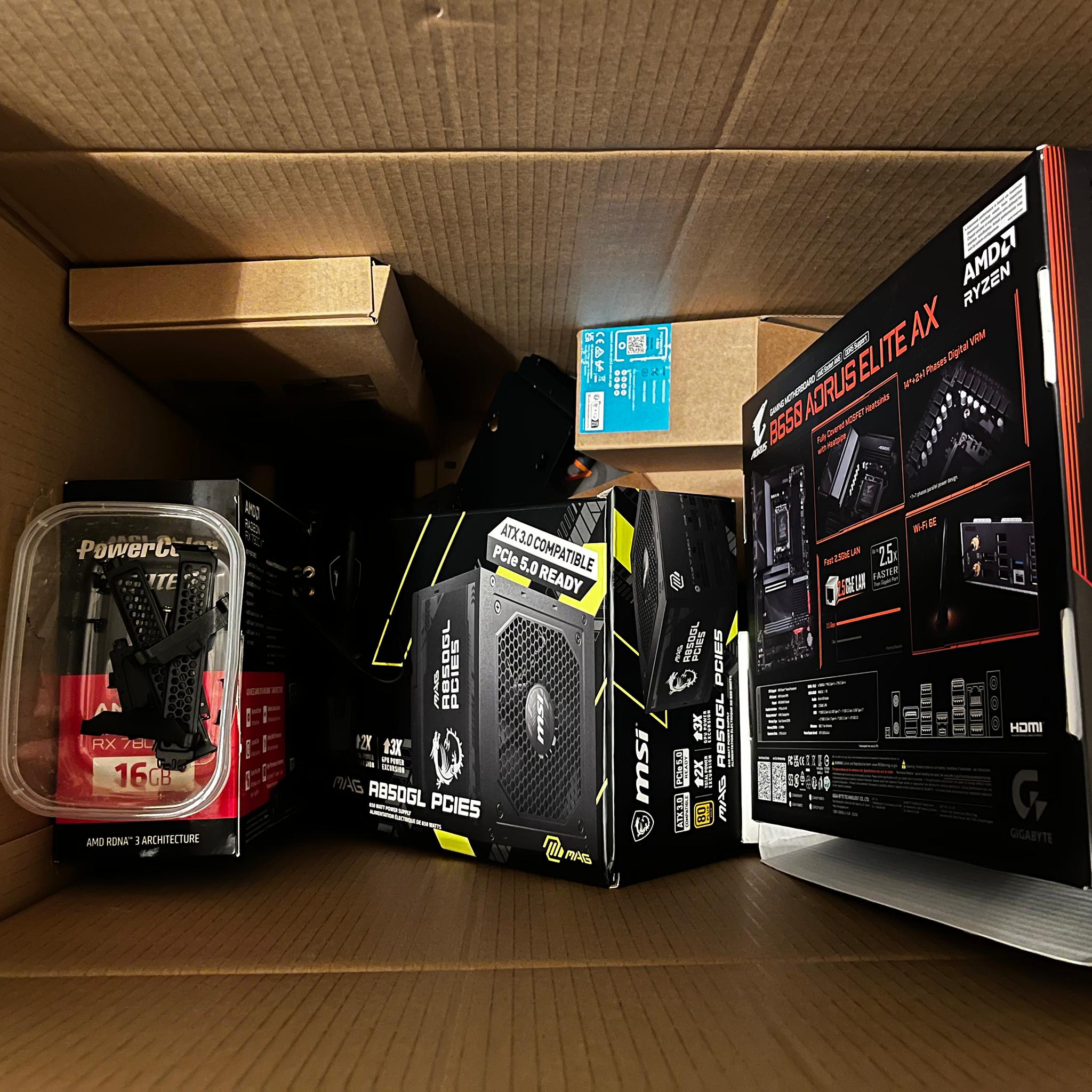 BRAND NEW!! (READ DESC!) R7 7800X3D + RX 7800XT + 2TB Samsung 980 PRO M.2 + 32GB DDR5 6000MHZ
