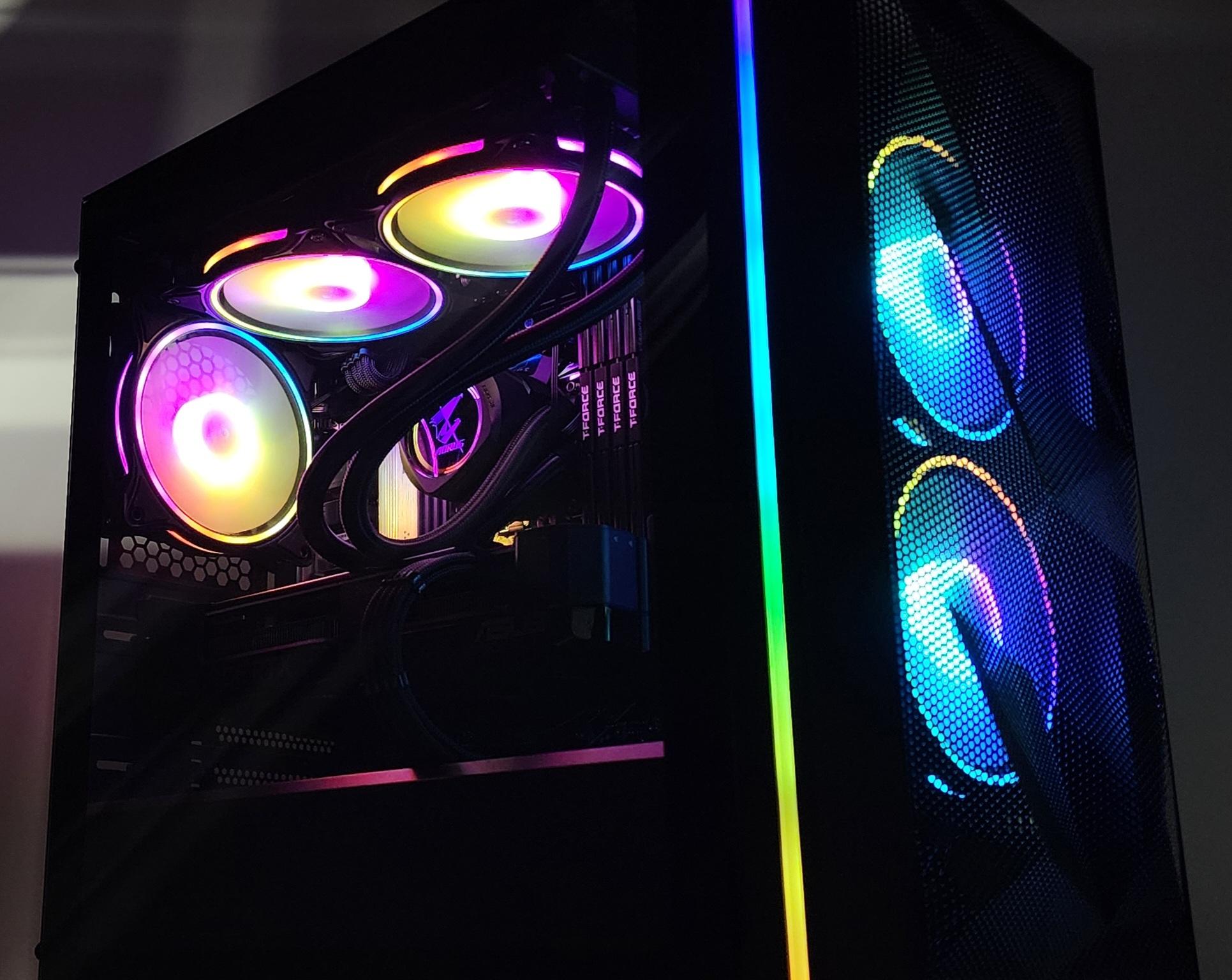 Gaming PC Ryzen 7 7700 32GB RAM 1TB SSD RTX 4070 12GB Windows 11 PC