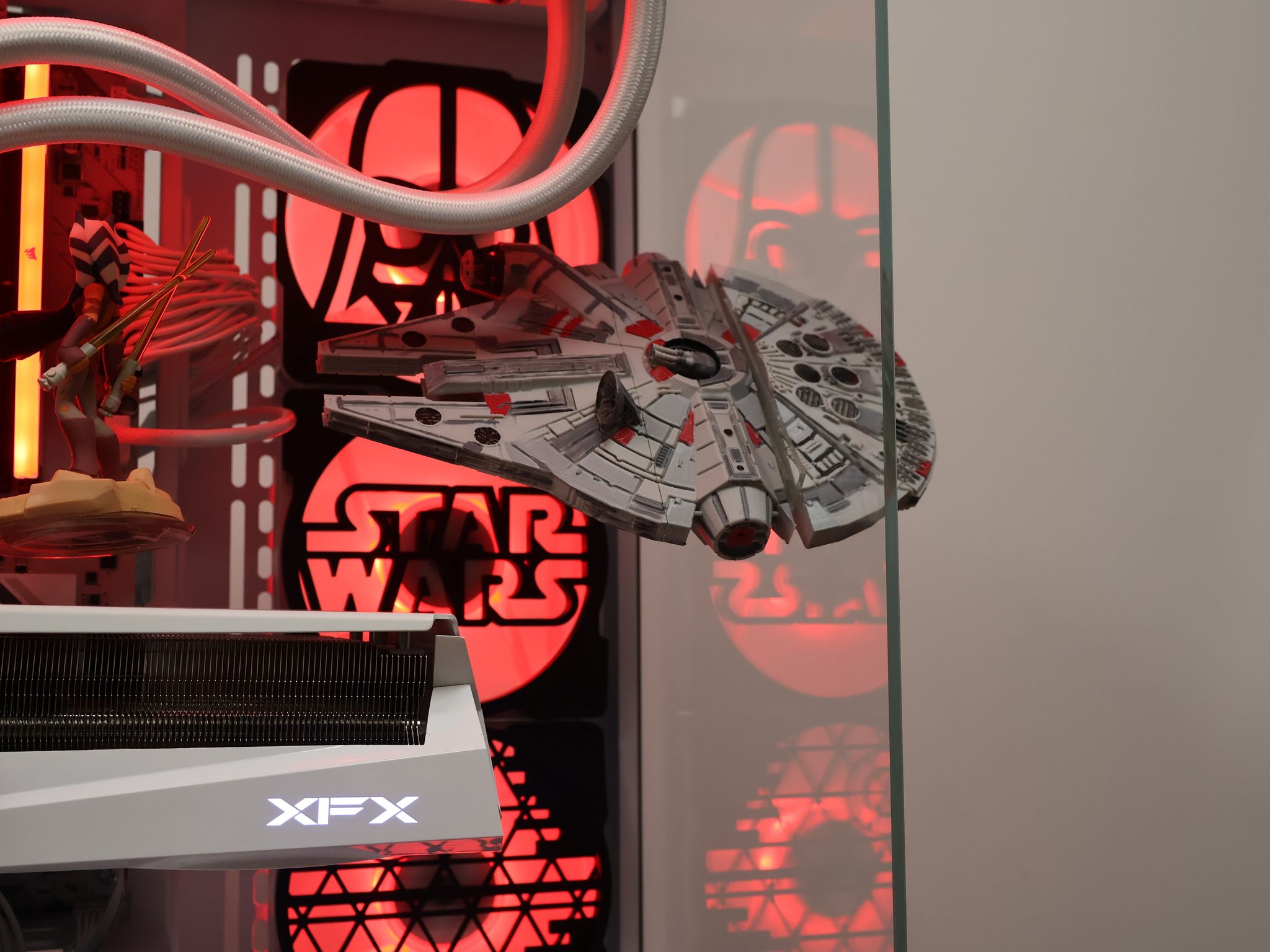 Star Wars RX 9070 XT Gaming PC – Ryzen 7 9800X3D | 32GB DDR5 6000MHz | 2TB NVMe | 1440p / 4K Gaming