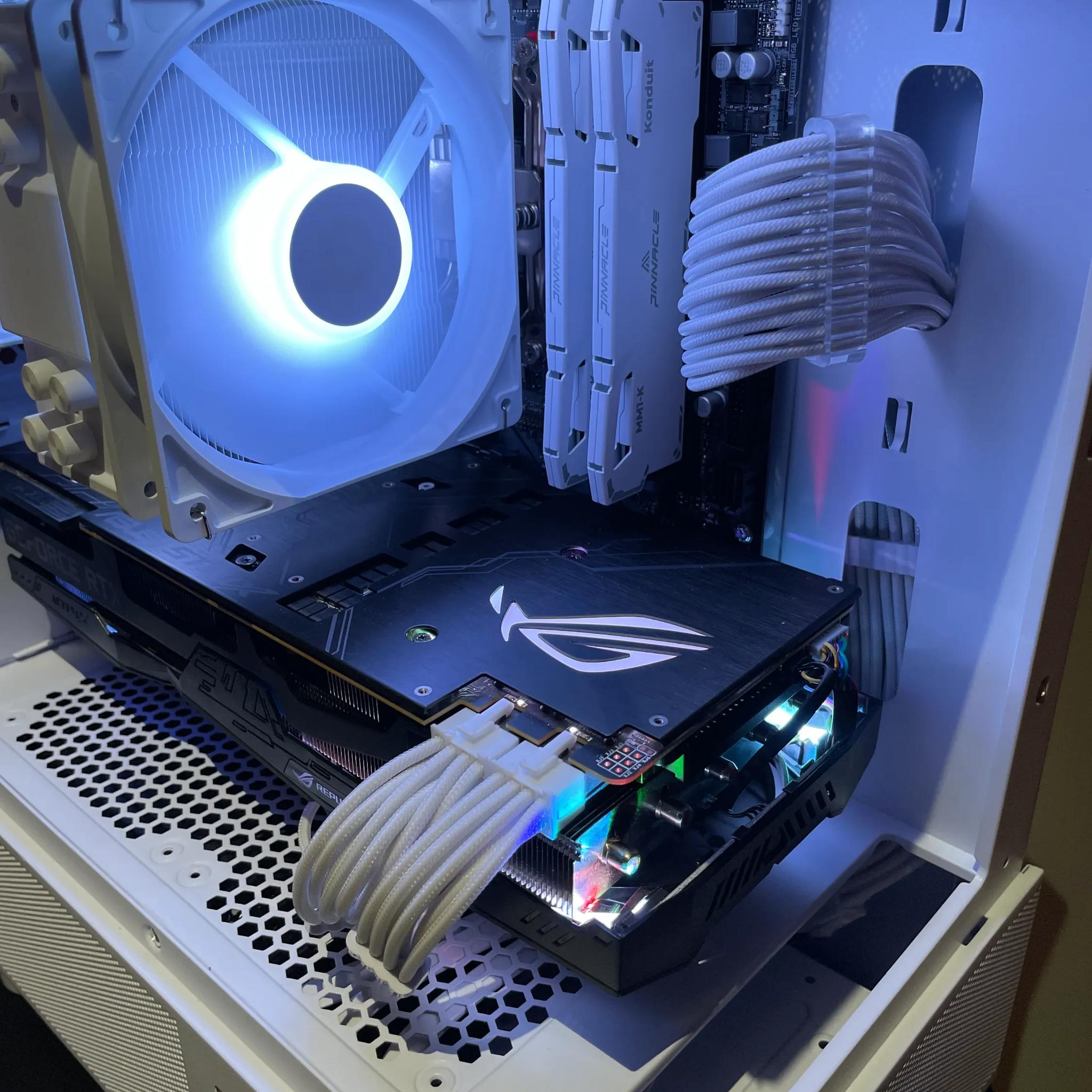 White Gaming PC (Zero Build Fee) | RTX 2080 | Ryzen 5 | 16 GB DDR4 | 1 TB NVME