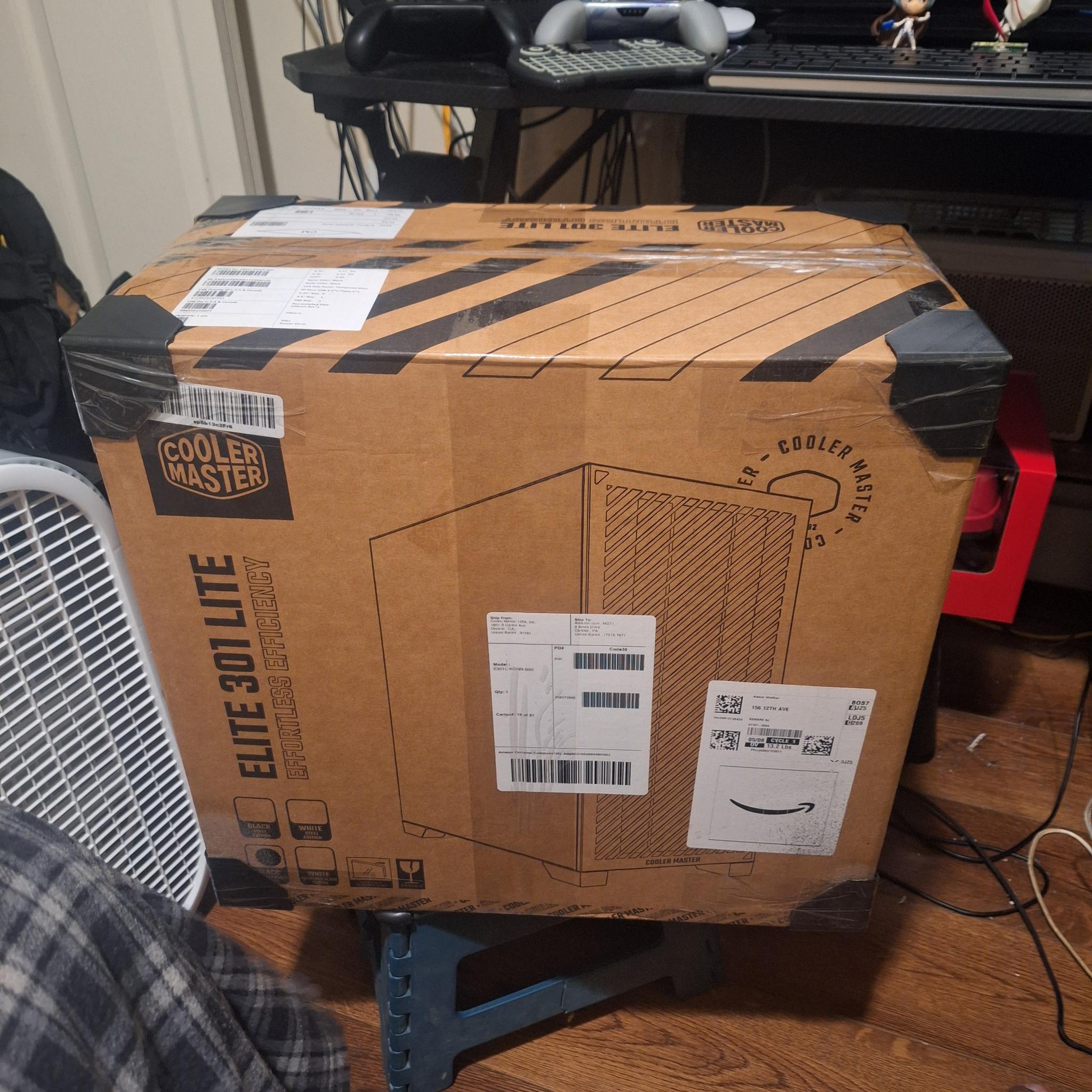 Custom Ultra Black Gaming PC Build (Cheaper and better than the Steam Machine)