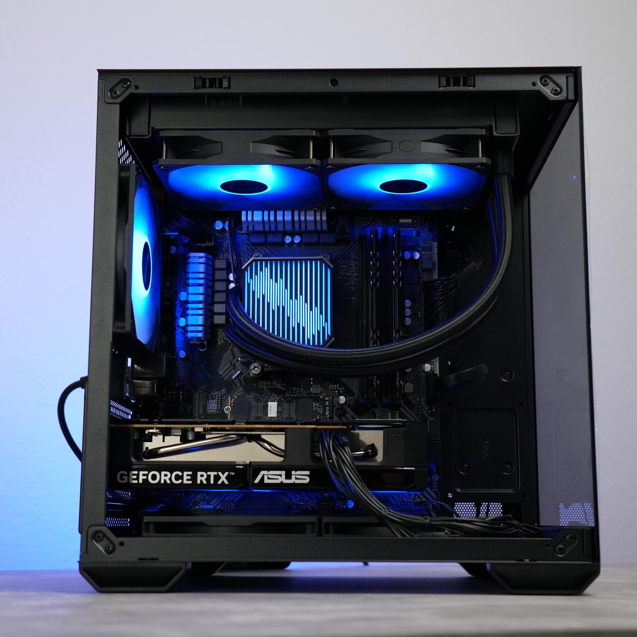 RTX 5060 | RYZEN 7 3700X | 32GB RAM | 1TB SSD | WINDOWS 11 |