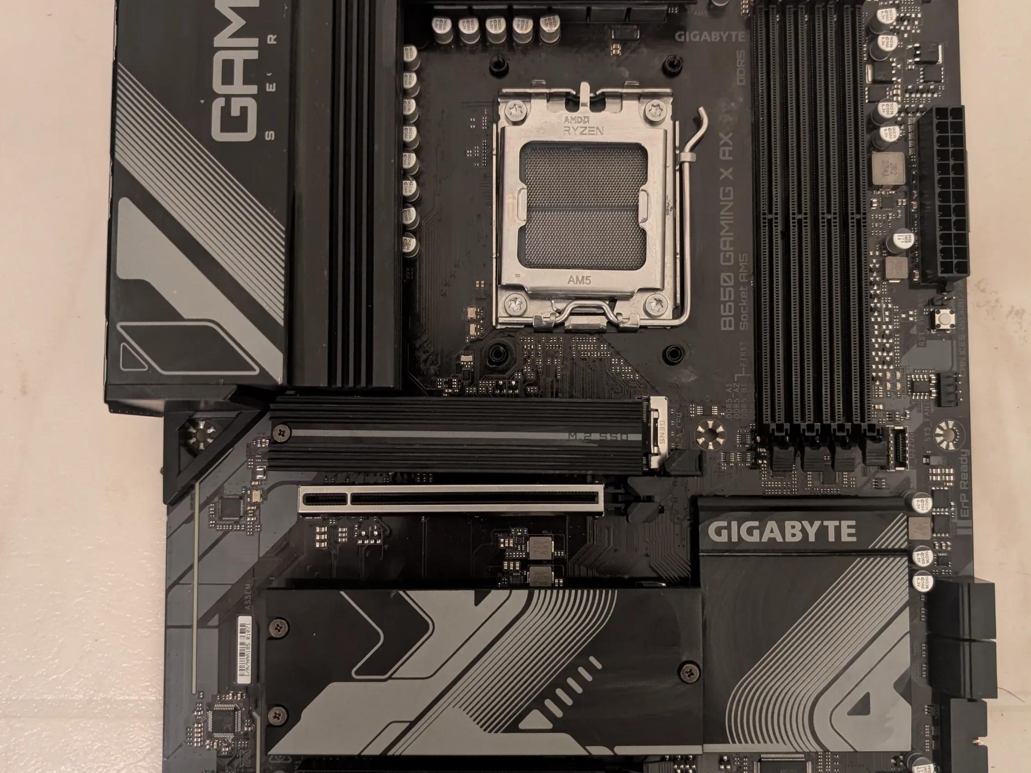 GIGABYTE B650 Gaming X AX (AM5, DDR5)