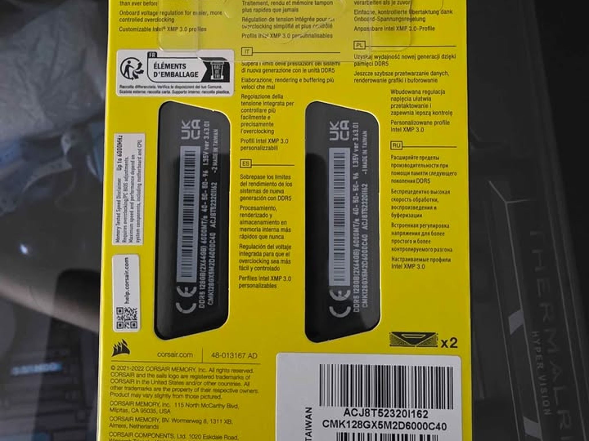 CORSAIR - VENGEANCE 128GB (2x64GB) DDR5 DRAM 6000MT/s CL40 Memory Kit Black | 2 Yr. Warranty