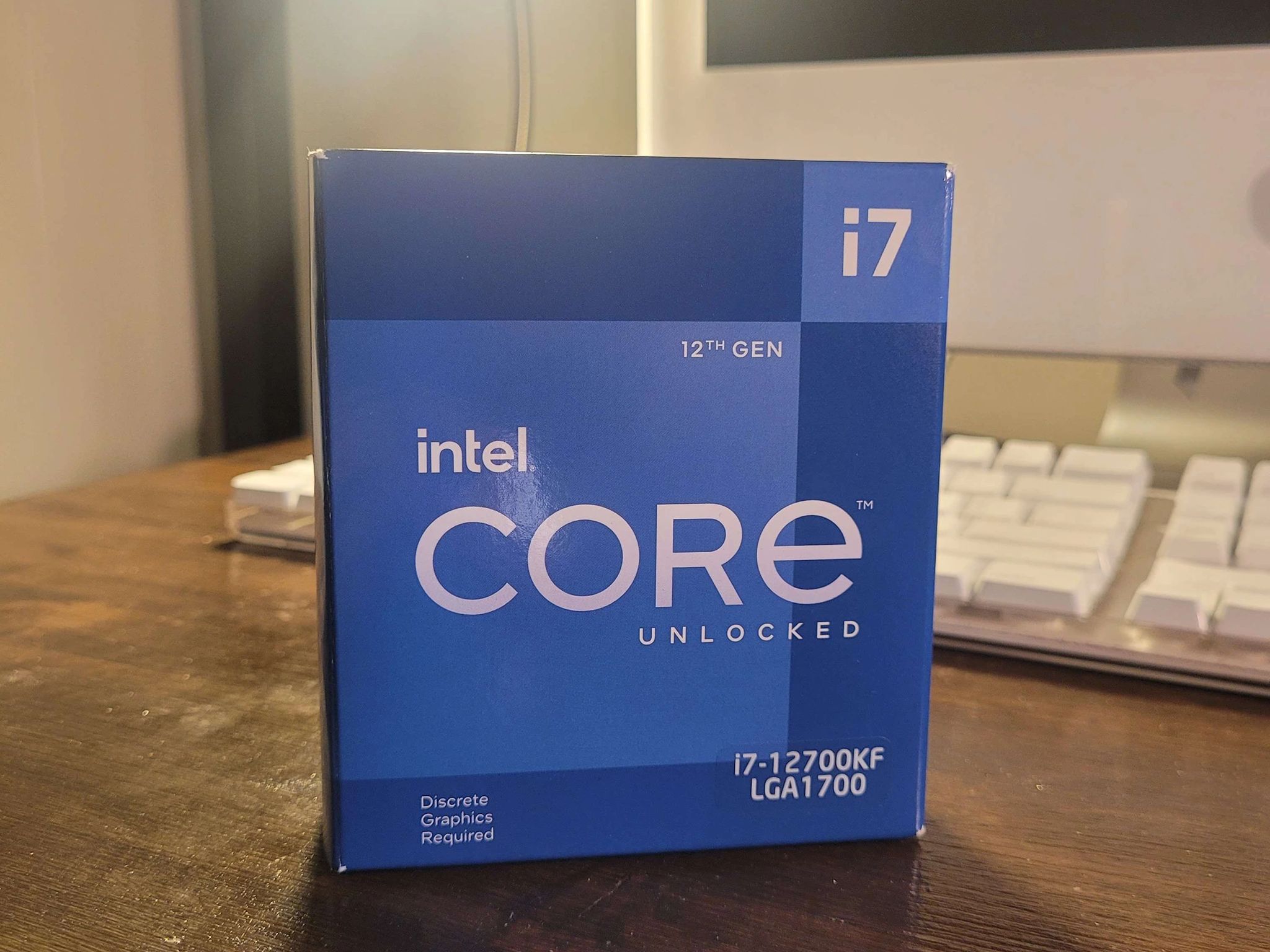 Intel i7 12700kf