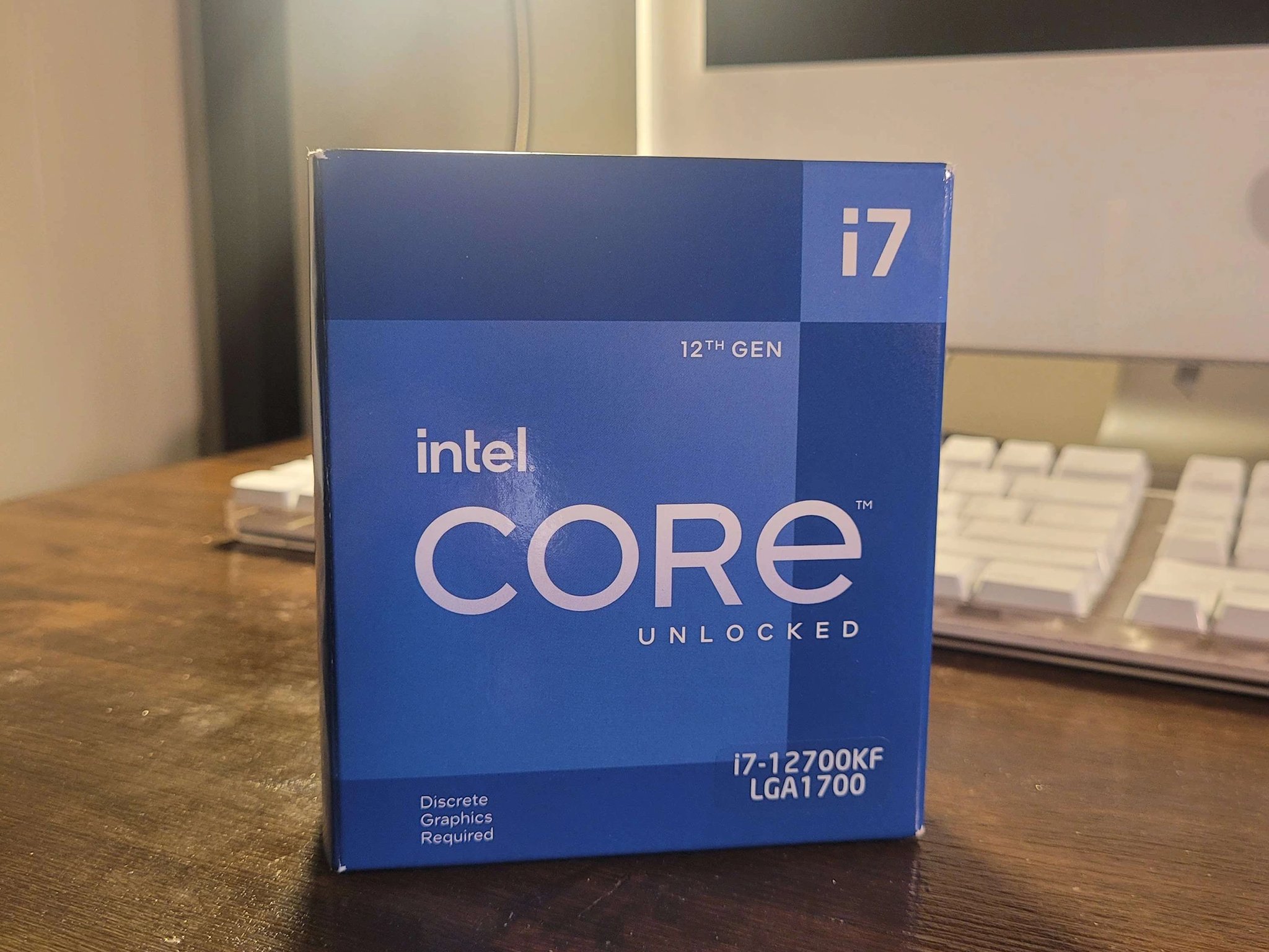 Intel i7 12700kf