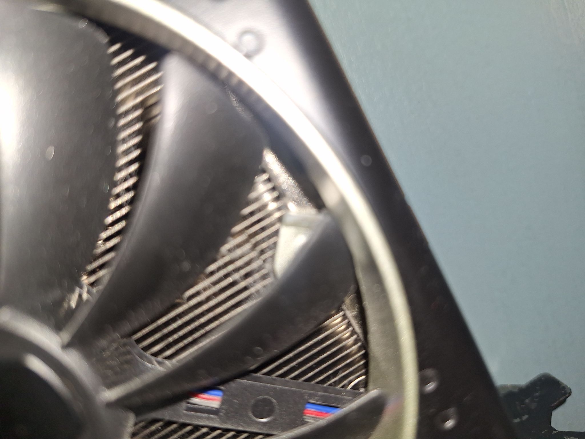 XFX Speedster MERC 319 RX 6950 XT 16GB - Fully Functional - Cosmetic Shroud Damage