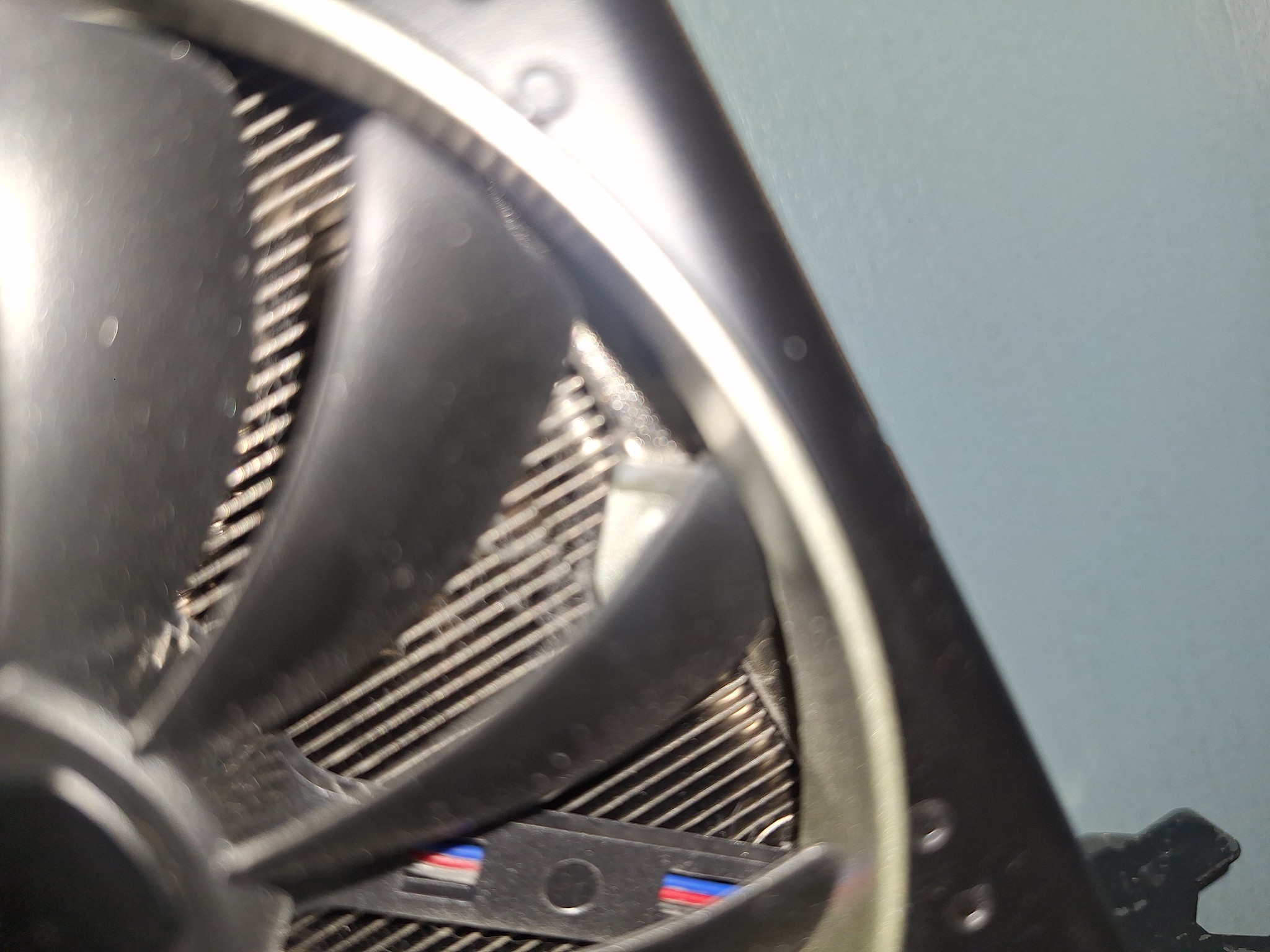 XFX Speedster MERC 319 RX 6950 XT 16GB - Fully Functional - Cosmetic Shroud Damage