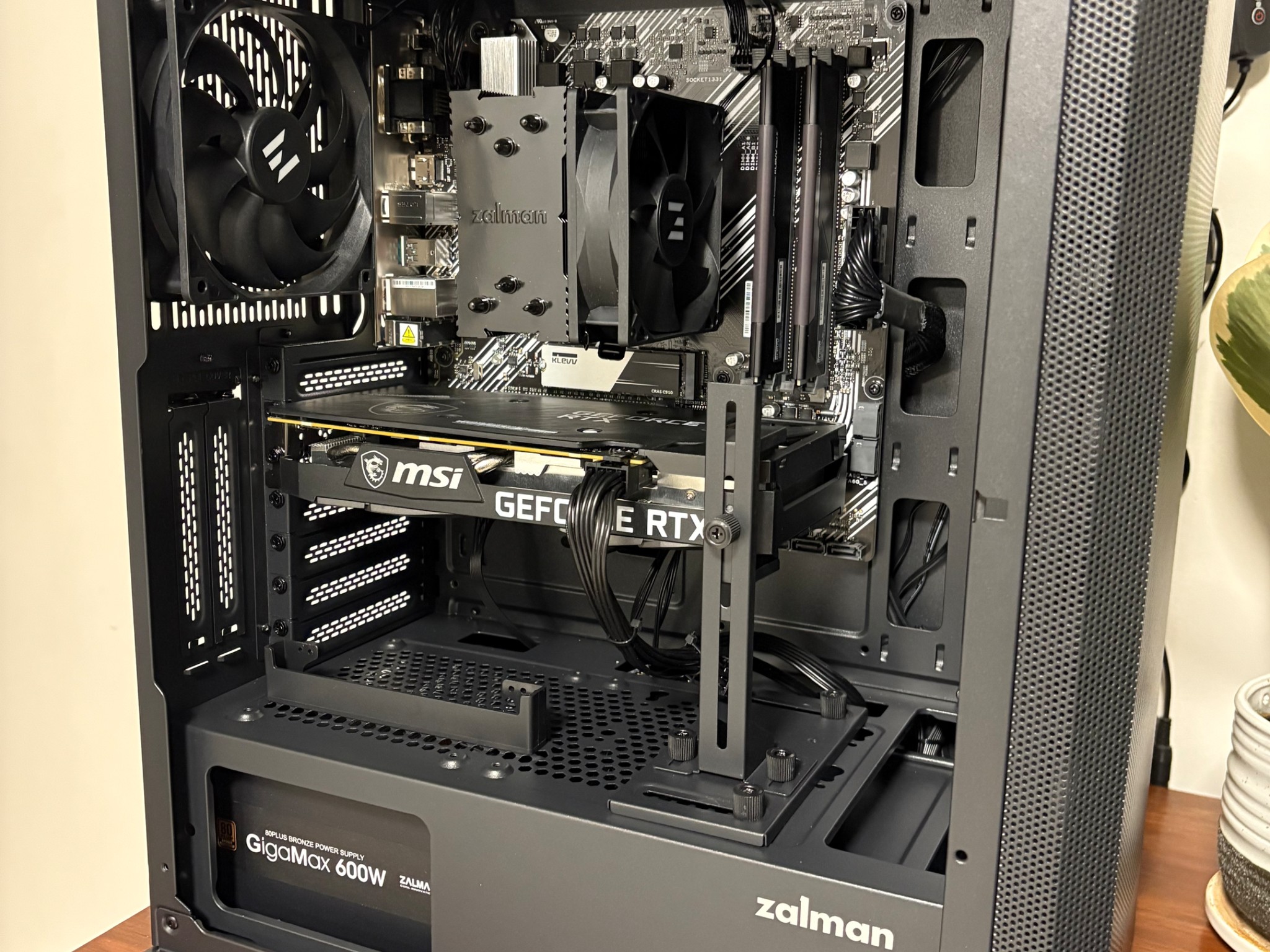 Ryzen 5 5500/RTX 3060 8GB - Budget Gaming PC