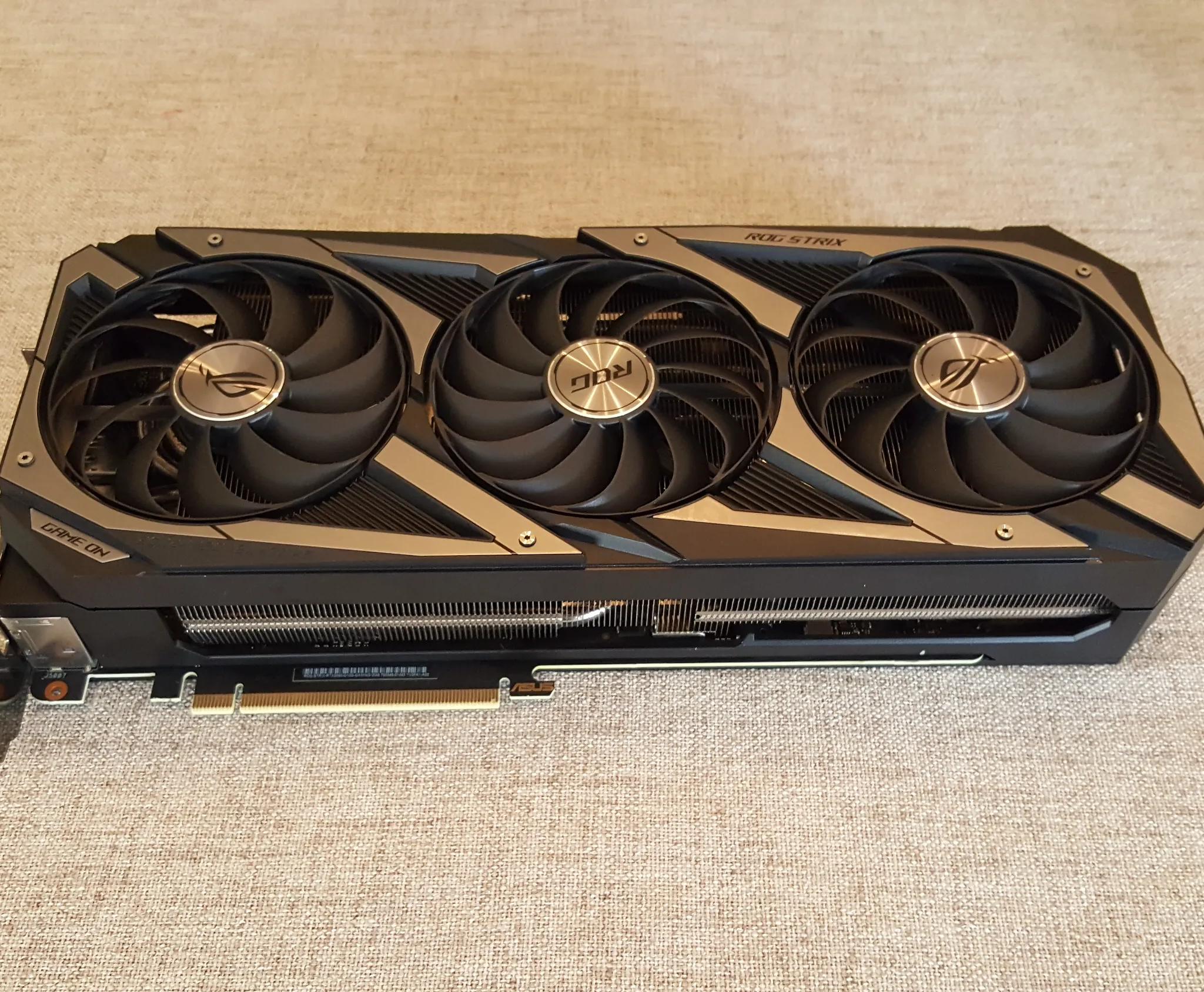 Nvidia RTX 3080 10GB ASUS ROG STRIX