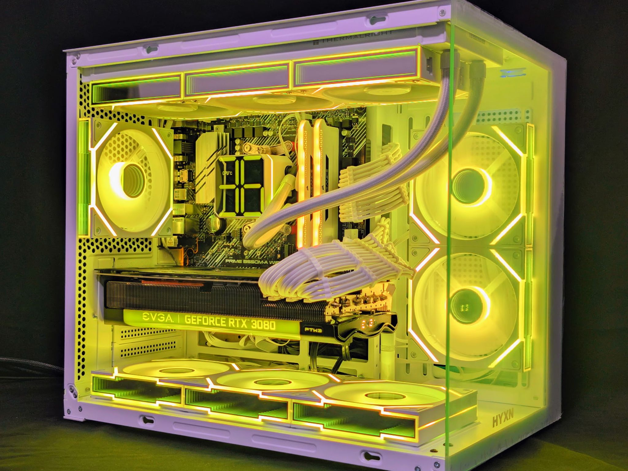 White Gaming PC | RTX 3080, R7 5800X, 32GB RAM, 1TB SSD
