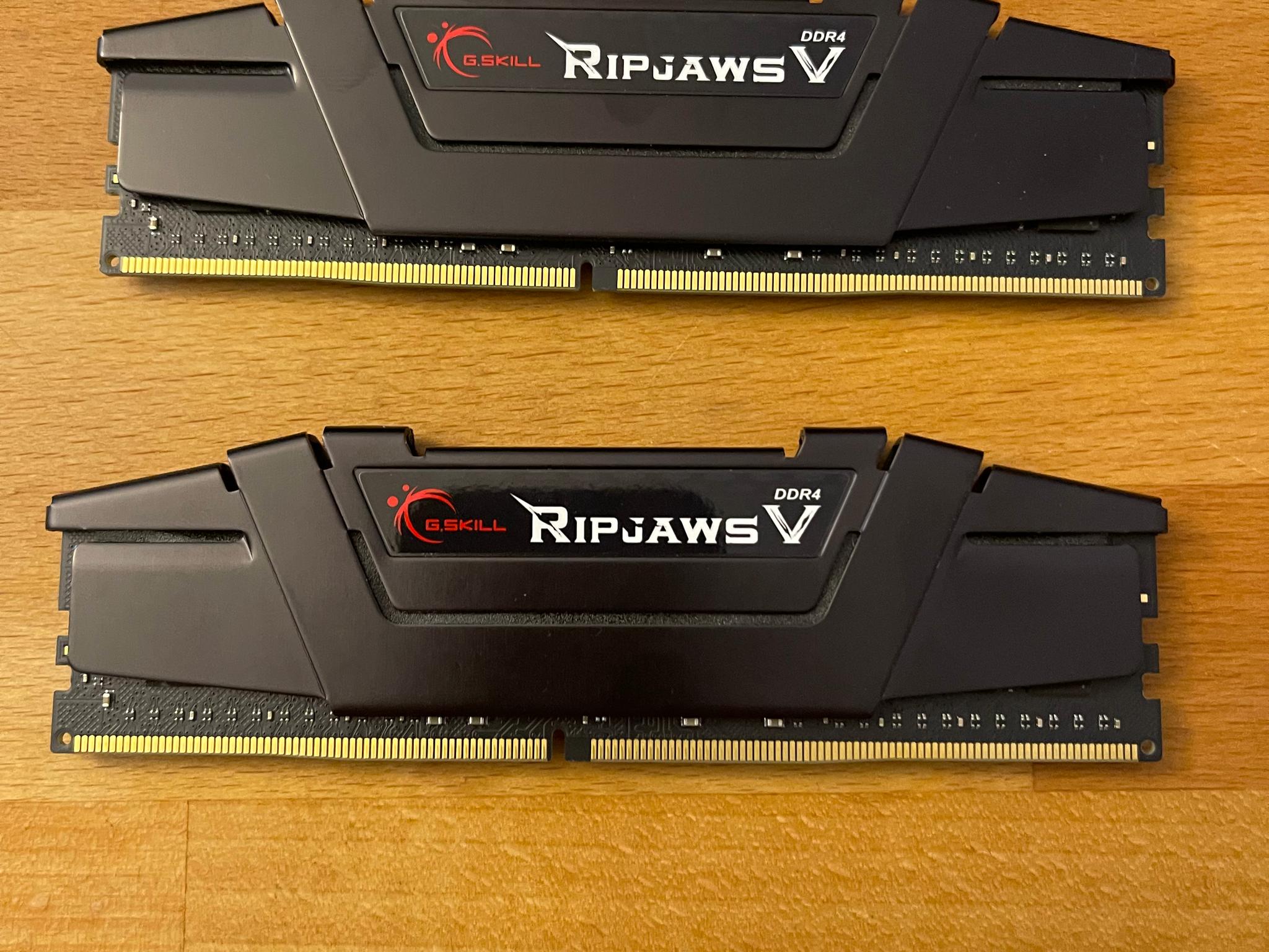 GSkill RipJaws DDR4 32GB CL16