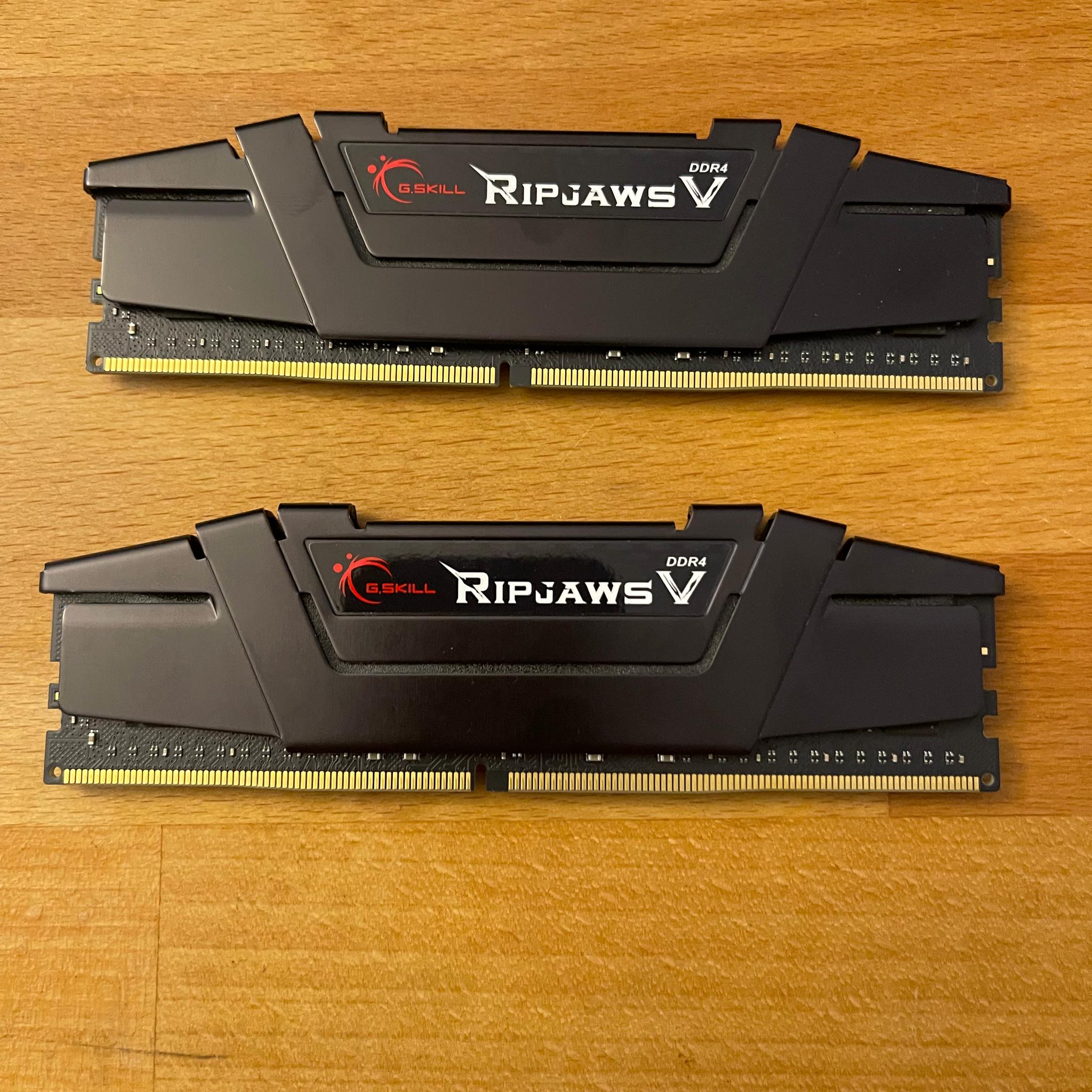GSkill RipJaws DDR4 32GB CL16