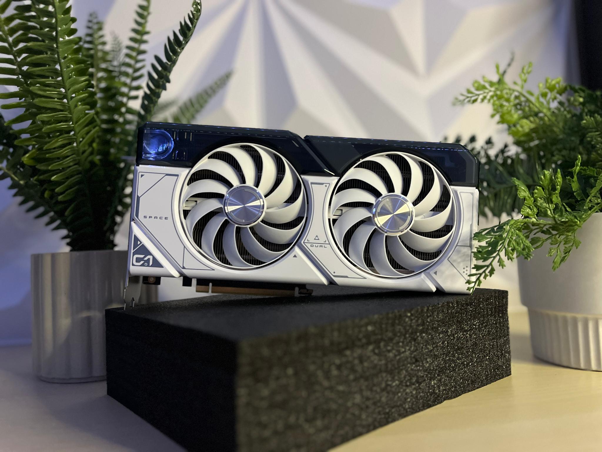 ASUS Dual OC 12gb 4070 white
