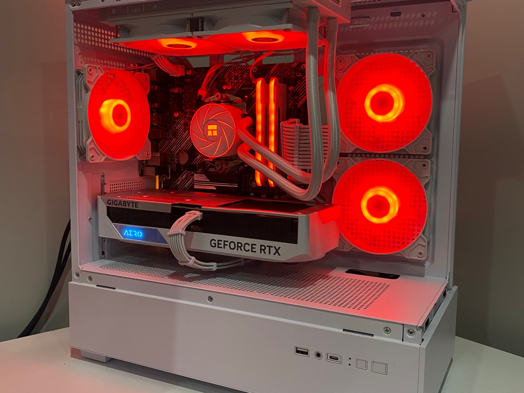 RTX 4070 Super | Ryzen 9 5900x | 32GB RAM | Gaming PC