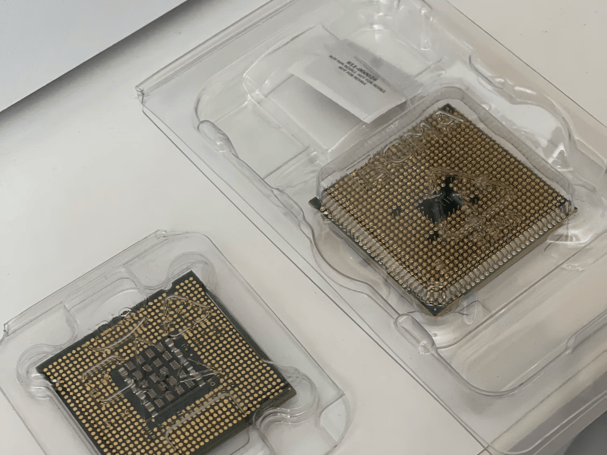 Two CPUs: AMD A4-5300 and Intel Pentium D 820