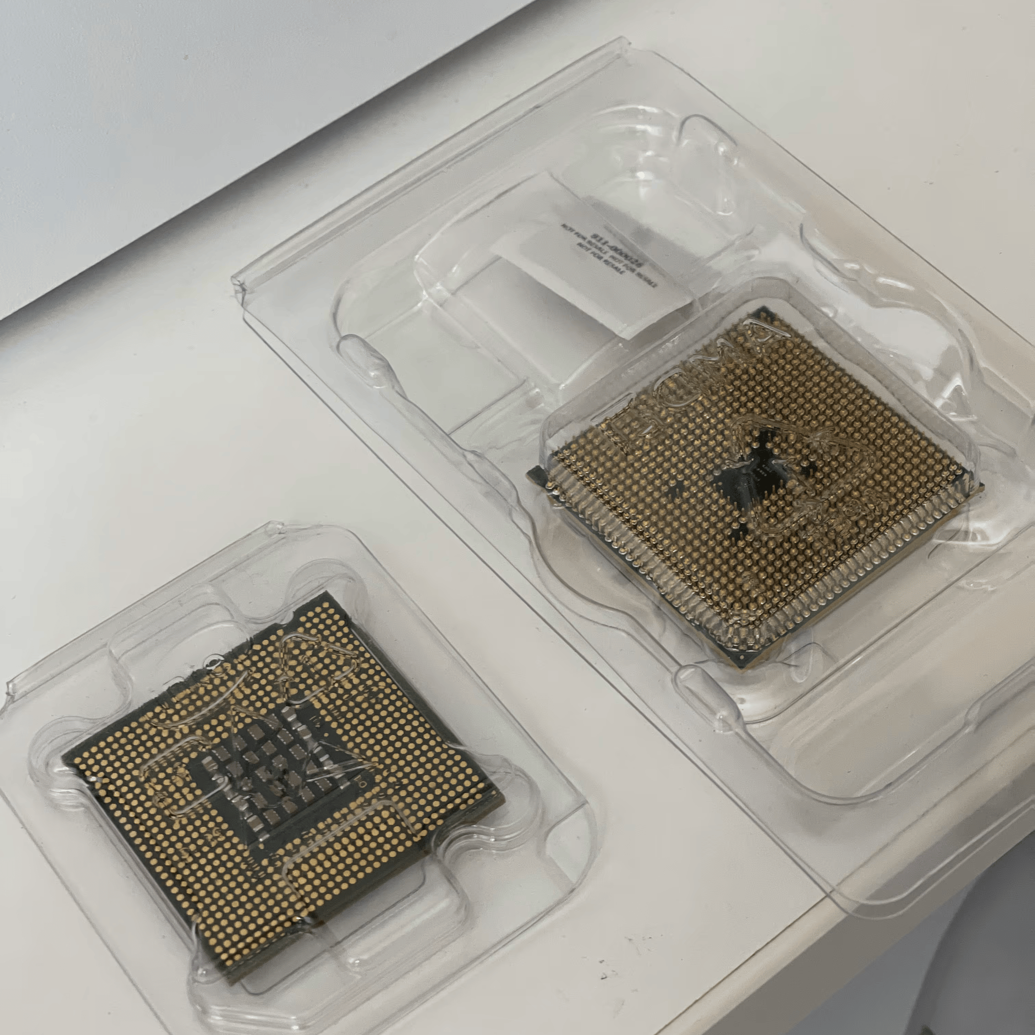Two CPUs: AMD A4-5300 and Intel Pentium D 820