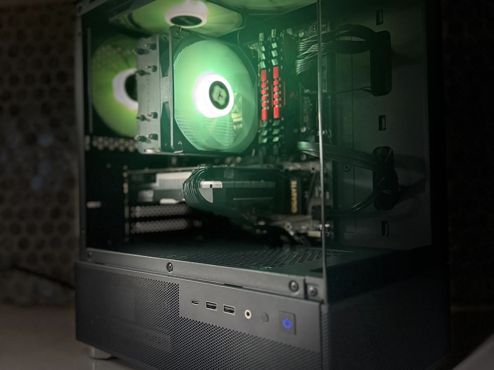Clean budget Gaming PC (intel i5 10400f, GTX 1650)
