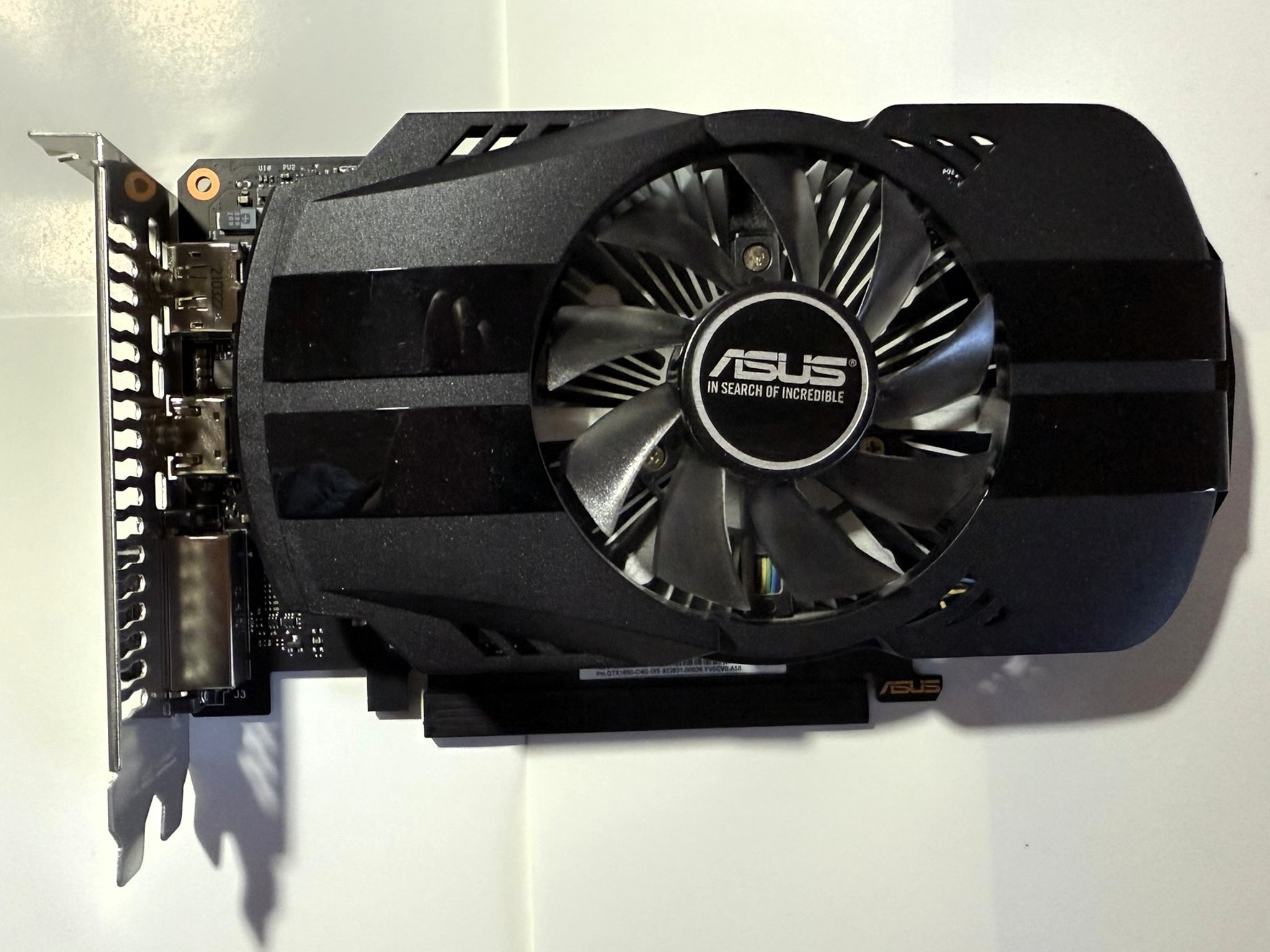 Great shape! ASUS Phoenix GTX 1650 4GB OC Edition