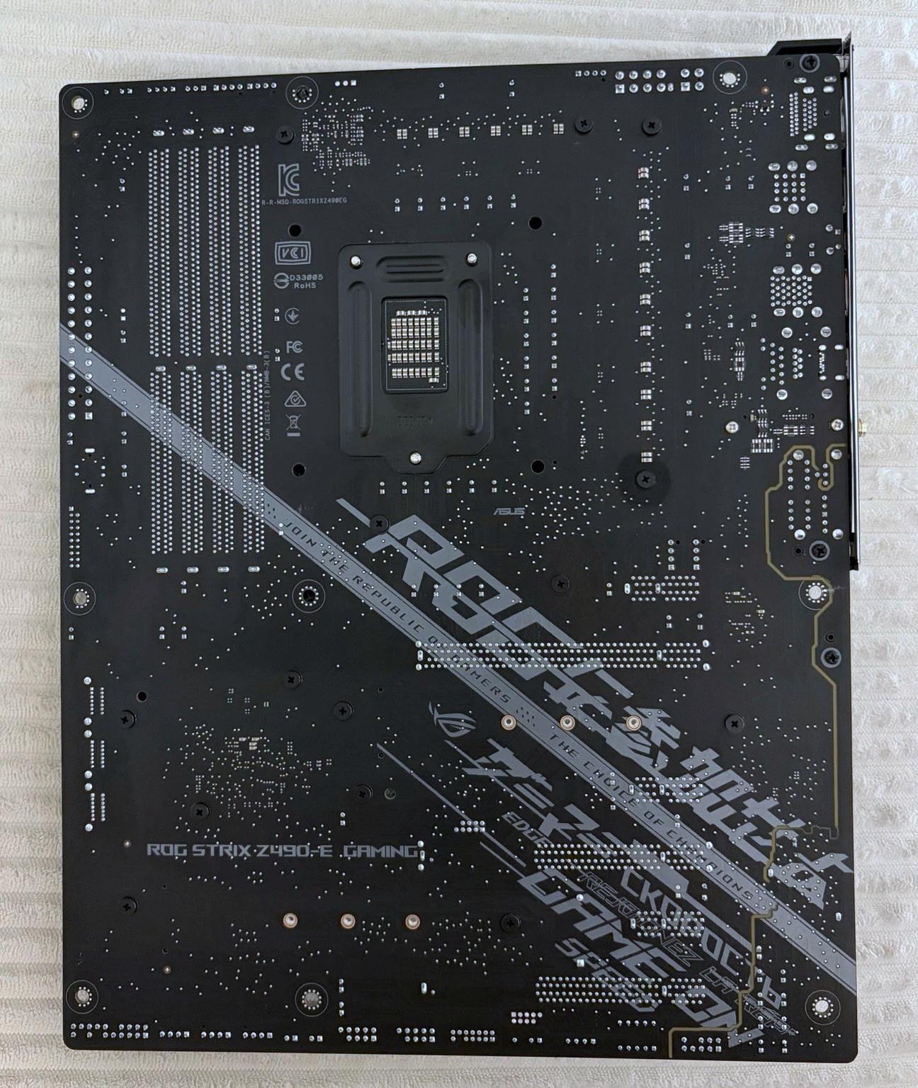 ASUS ROG STRIX Z490-E GAMING - Image 3