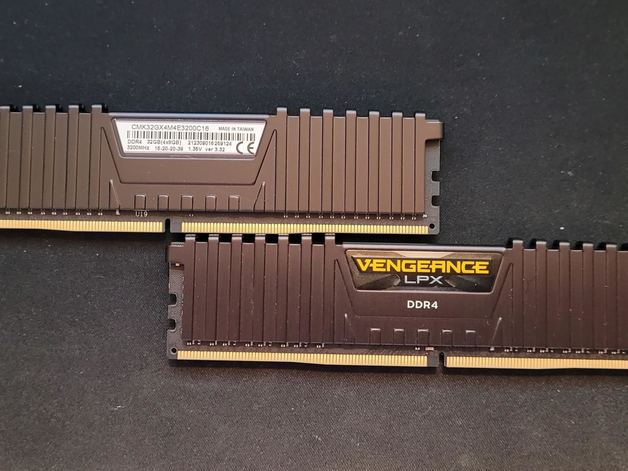 Corsair Vengeance LPX 16GB(8GB*2) 3200MHz CL16 DDR4 RAM