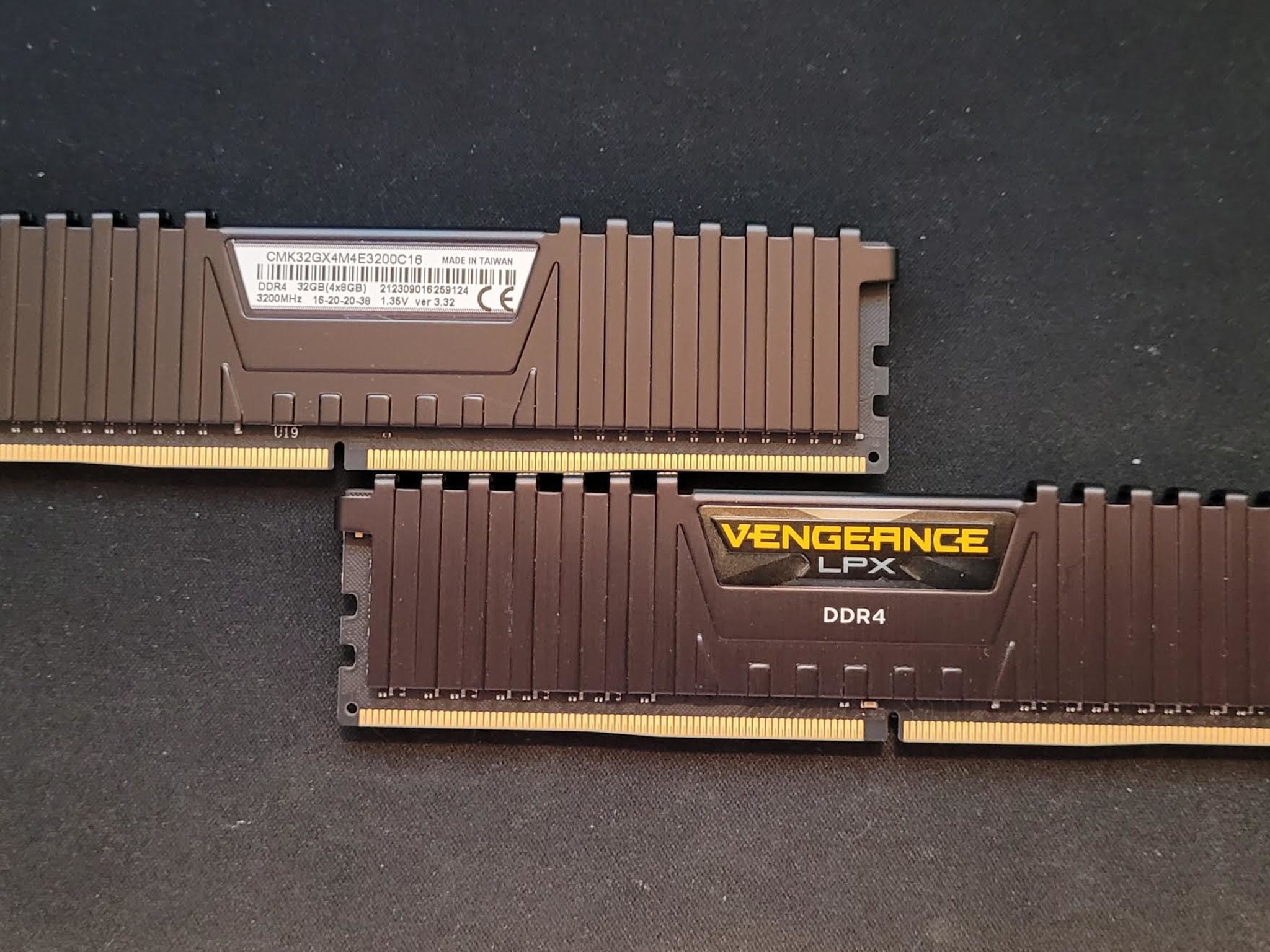 Corsair Vengeance LPX 16GB(8GB*2) 3200MHz CL16 DDR4 RAM