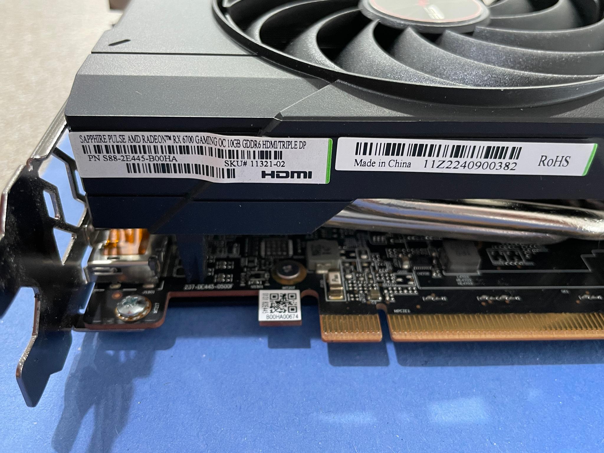 Sapphire PULSE Radeon RX 6700