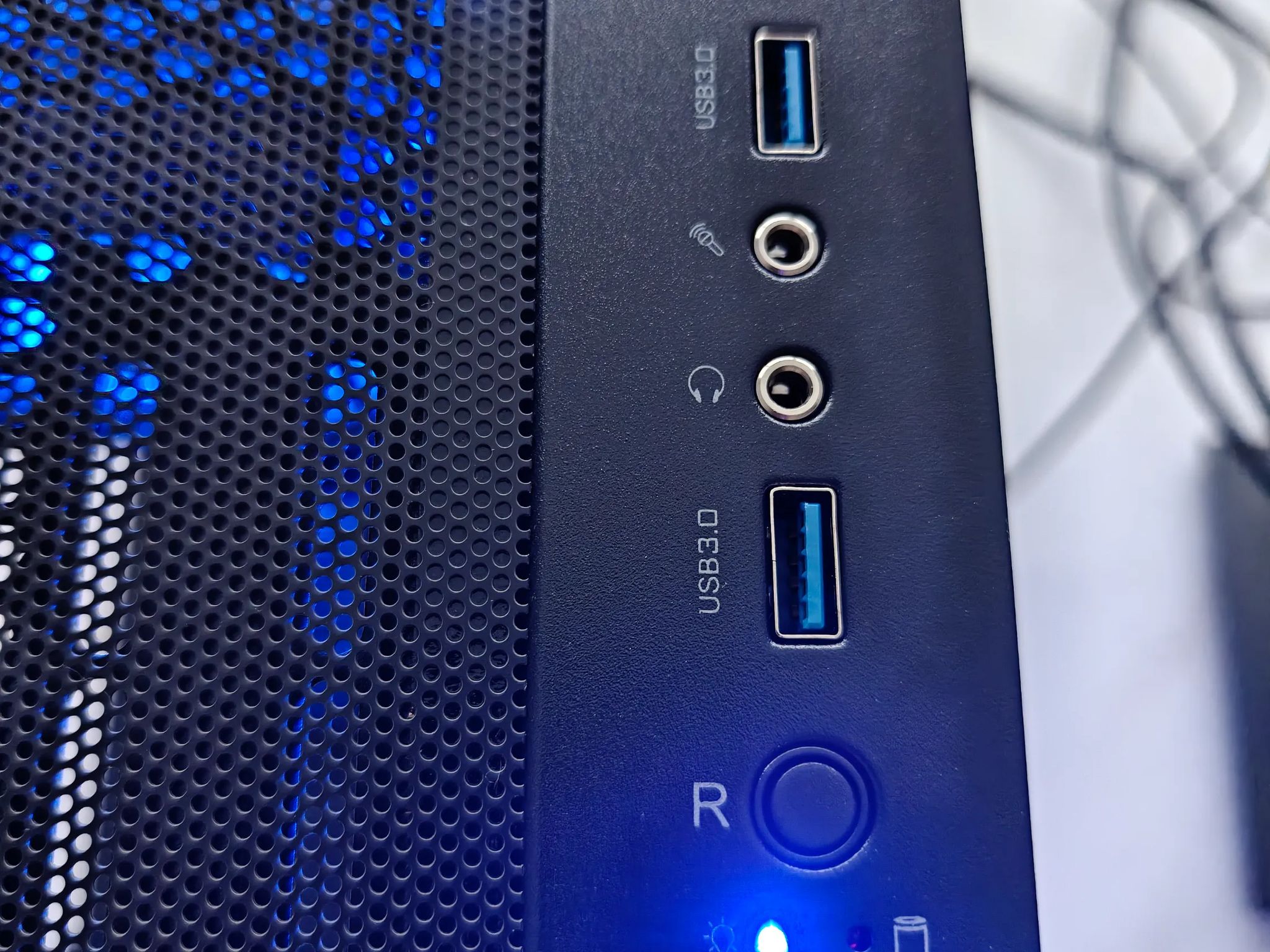 1440P - Nvidia GeForce RTX 5070 - AMD Ryzen 5 9600X - 1.5 TB SSD - 32GB DDR5 - High Performance PC