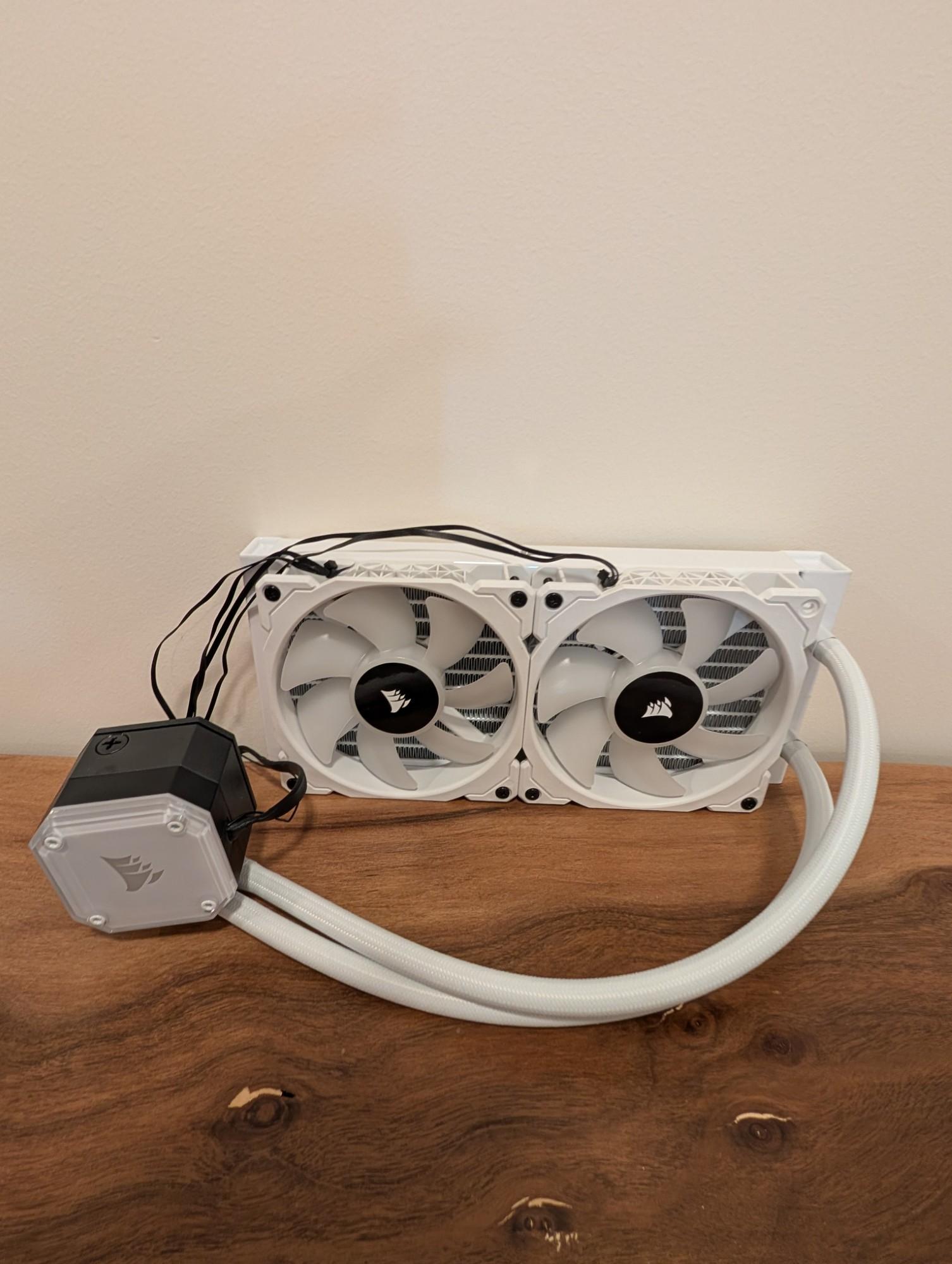 CORSAIR iCUE H100i Elite CAPELLIX 240mm AIO Liquid CPU Cooler - Excellent Condition