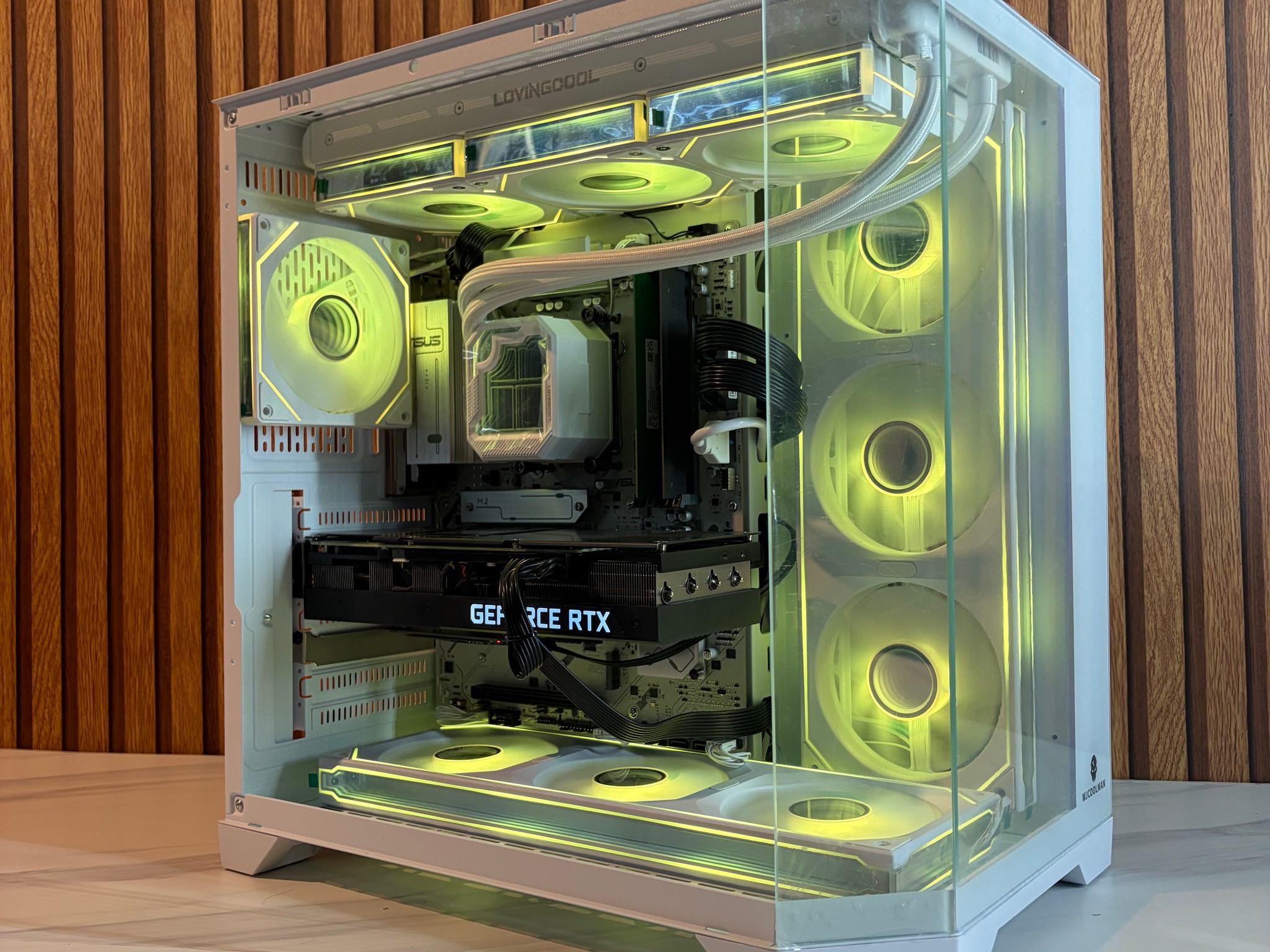 RTX 3080 | RYZEN 5 8400F | 16GB DDR5 | 1TB SSD | 360MM AIO