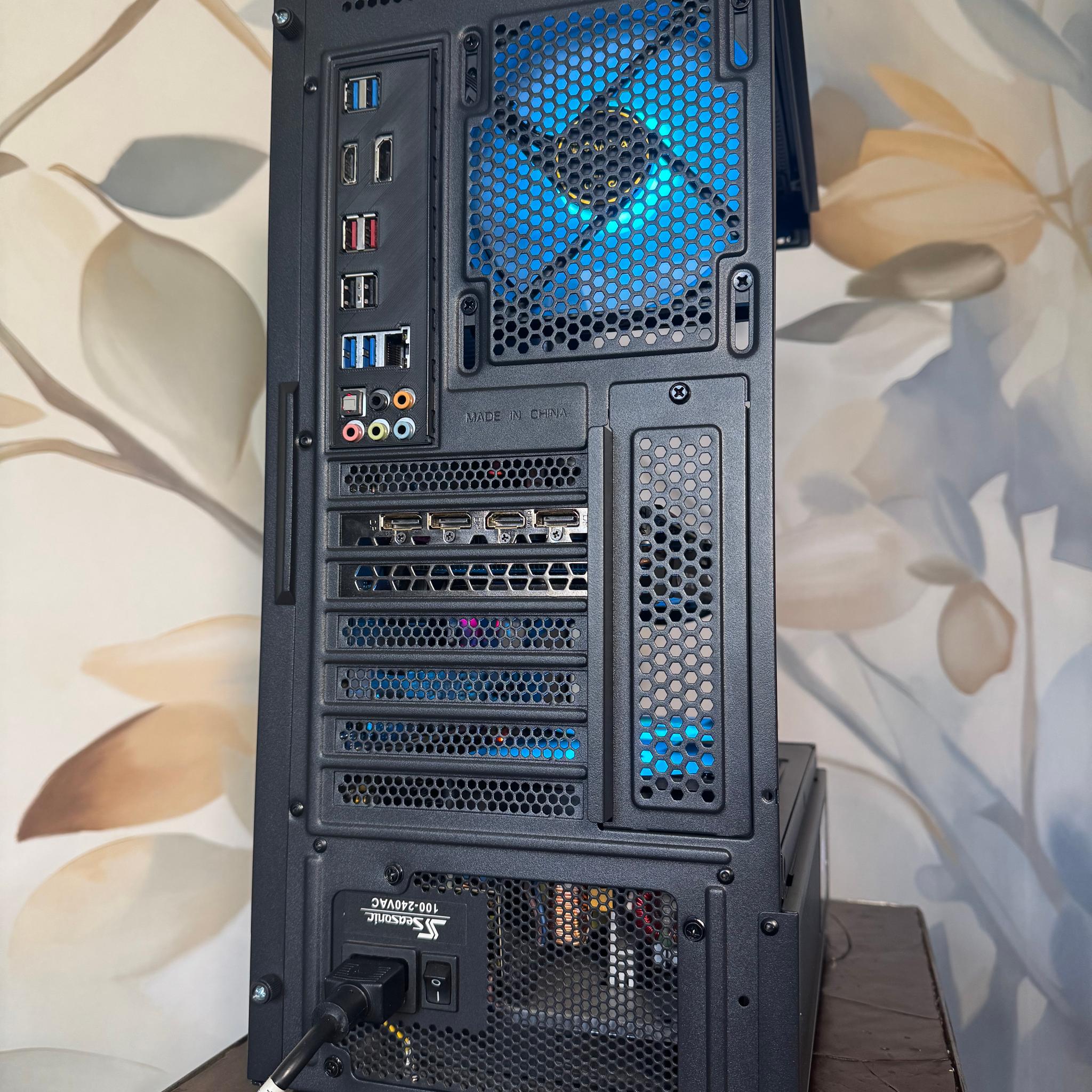 Panoramic Budget Gaming PC - GTX 1660 OC - Ryzen 5 - Temp Display - 740GB Storage