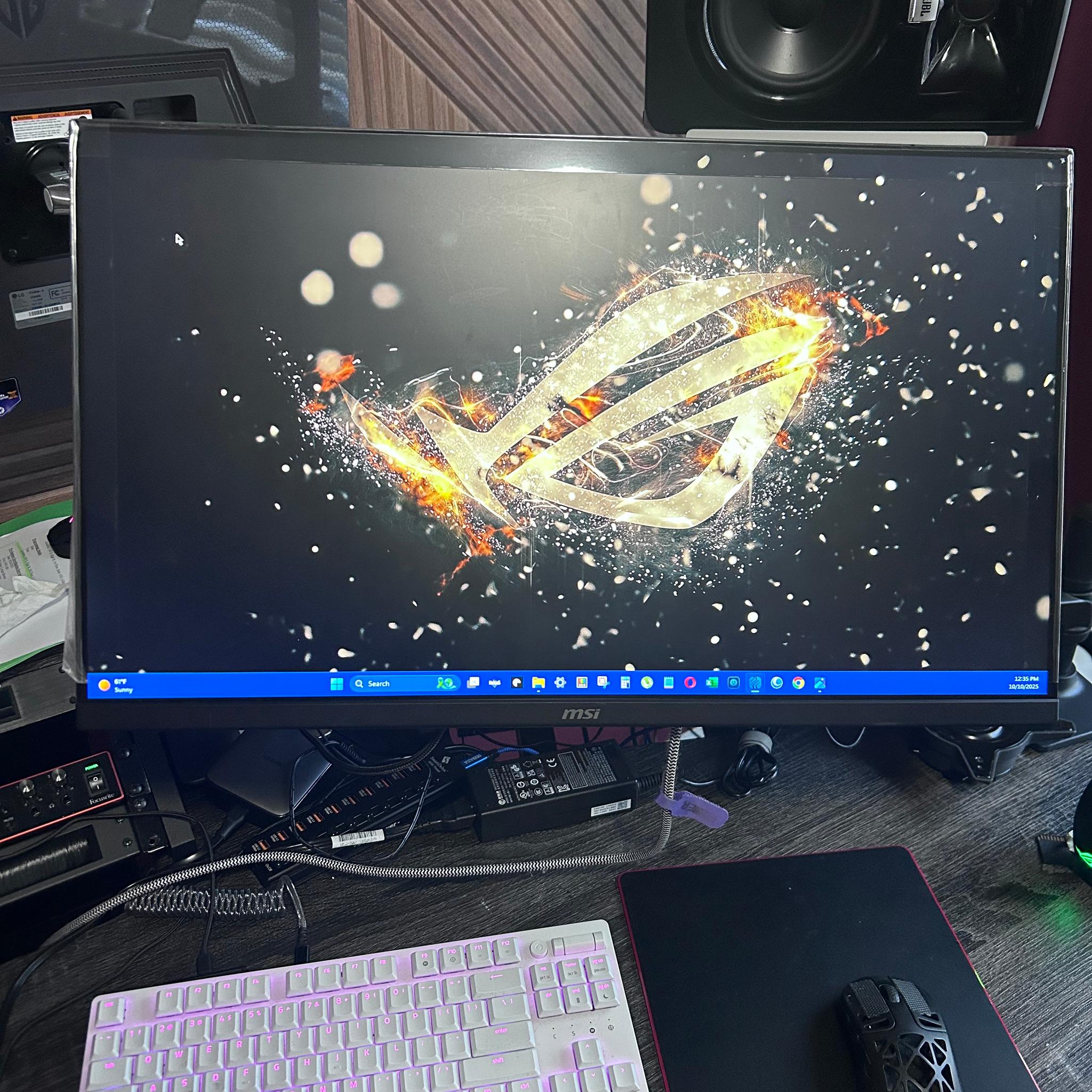 MSI MAG 275F 27" Full HD (1920 x 1080) 180Hz Gaming  Monitor