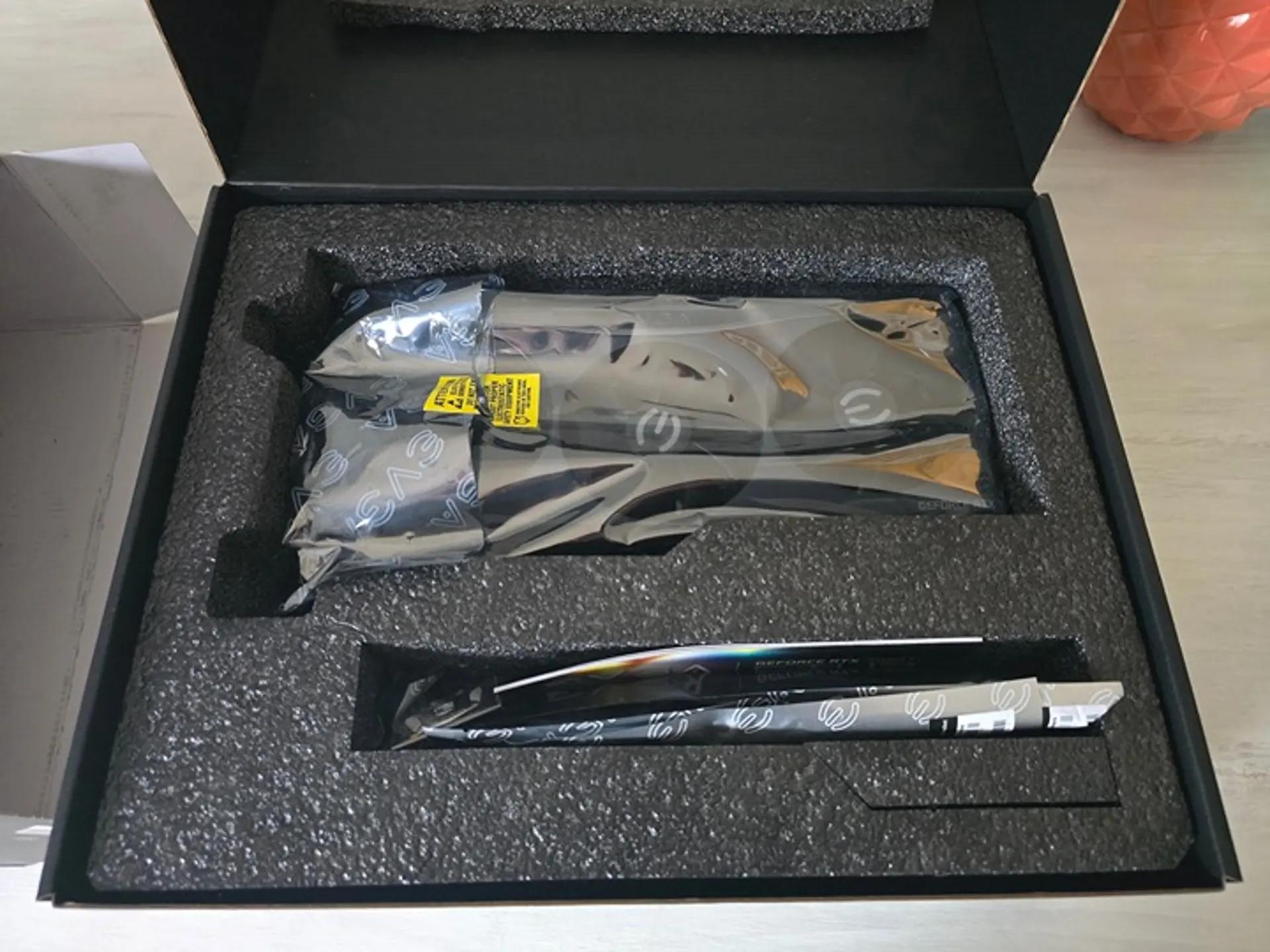 EVGA FTW3 ULTRA GAMING GeForce RTX 3090 Ti
