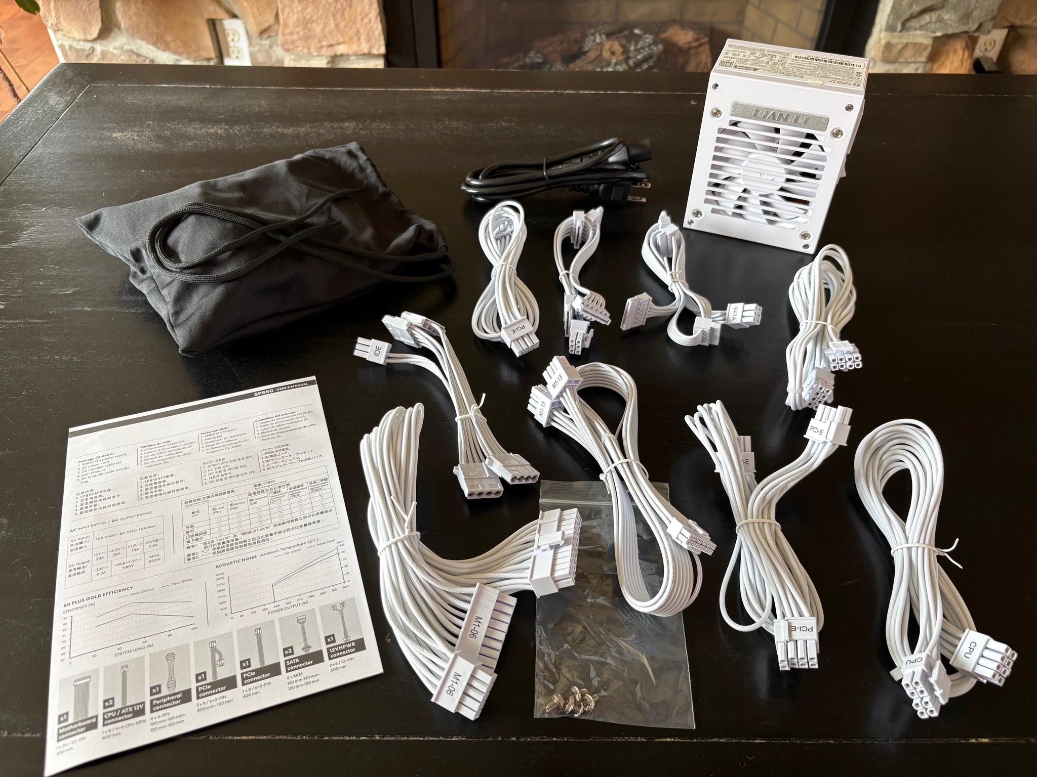 LIAN LI SP850 80+ Gold 850W SFX fully modular power supply - White