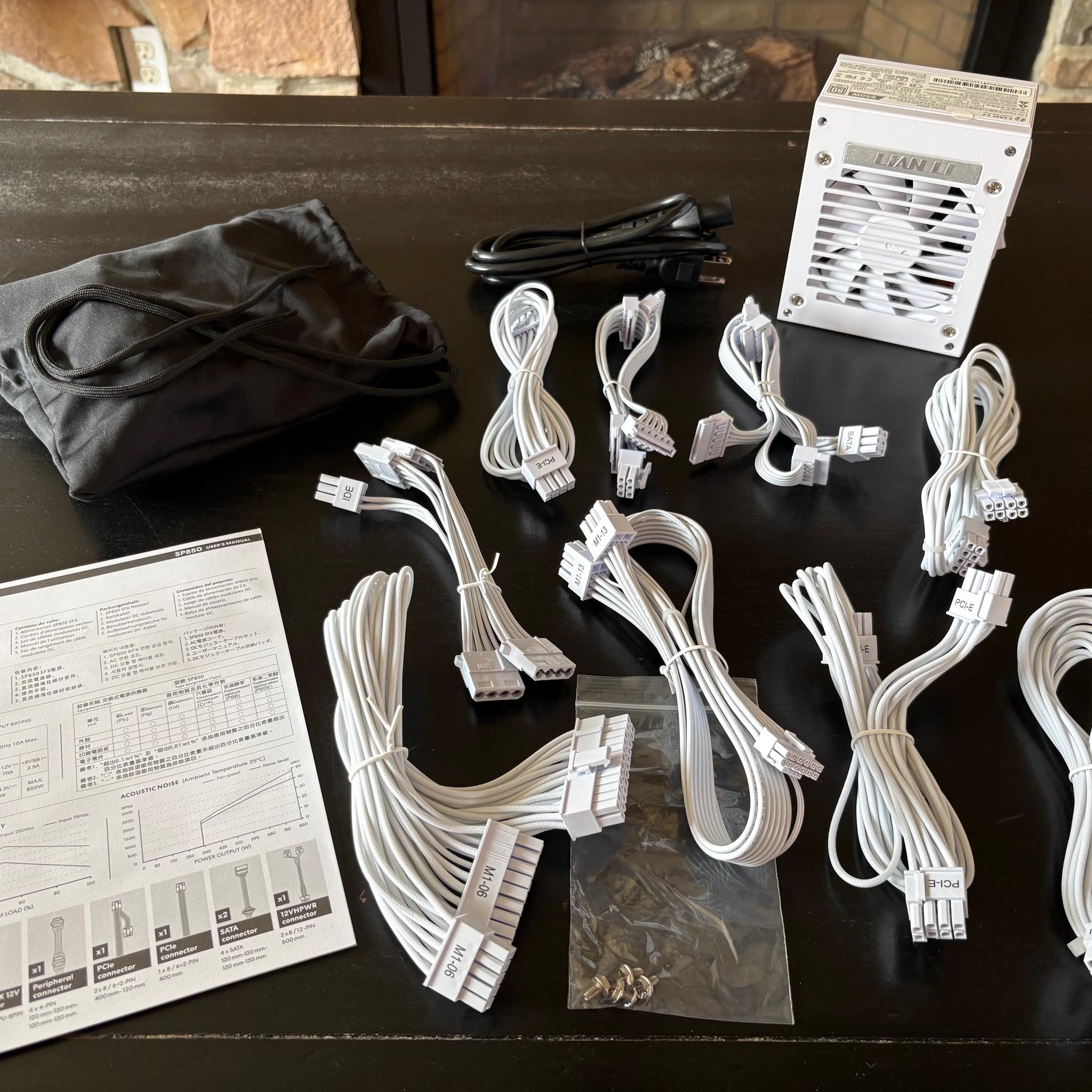 LIAN LI SP850 80+ Gold 850W SFX fully modular power supply - White