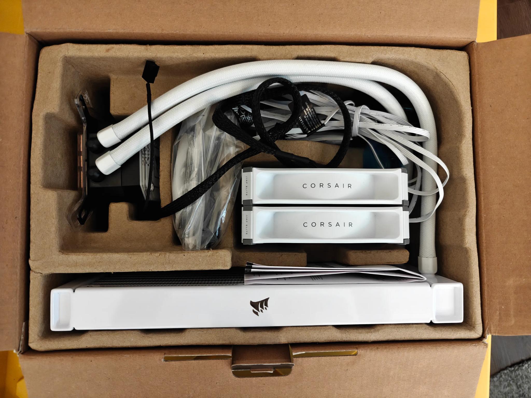Corsair iCUE H100i ELITE CAPELLIX XT Liquid CPU Cooler White - CW-9060072-WW