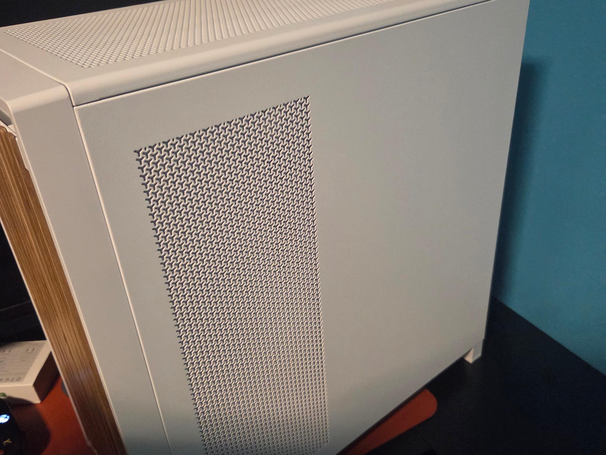 GeForce RTX 4070 Ti Super Custom Gaming PC - Ryzen 7 7700X, 1TB NVMe SSD