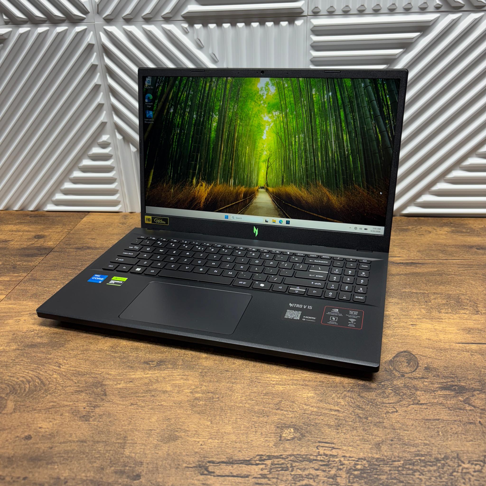 Acer Nitro V 15 Gaming Laptop i5-13420H RTX 5050 16GB 512GB SSD 165Hz