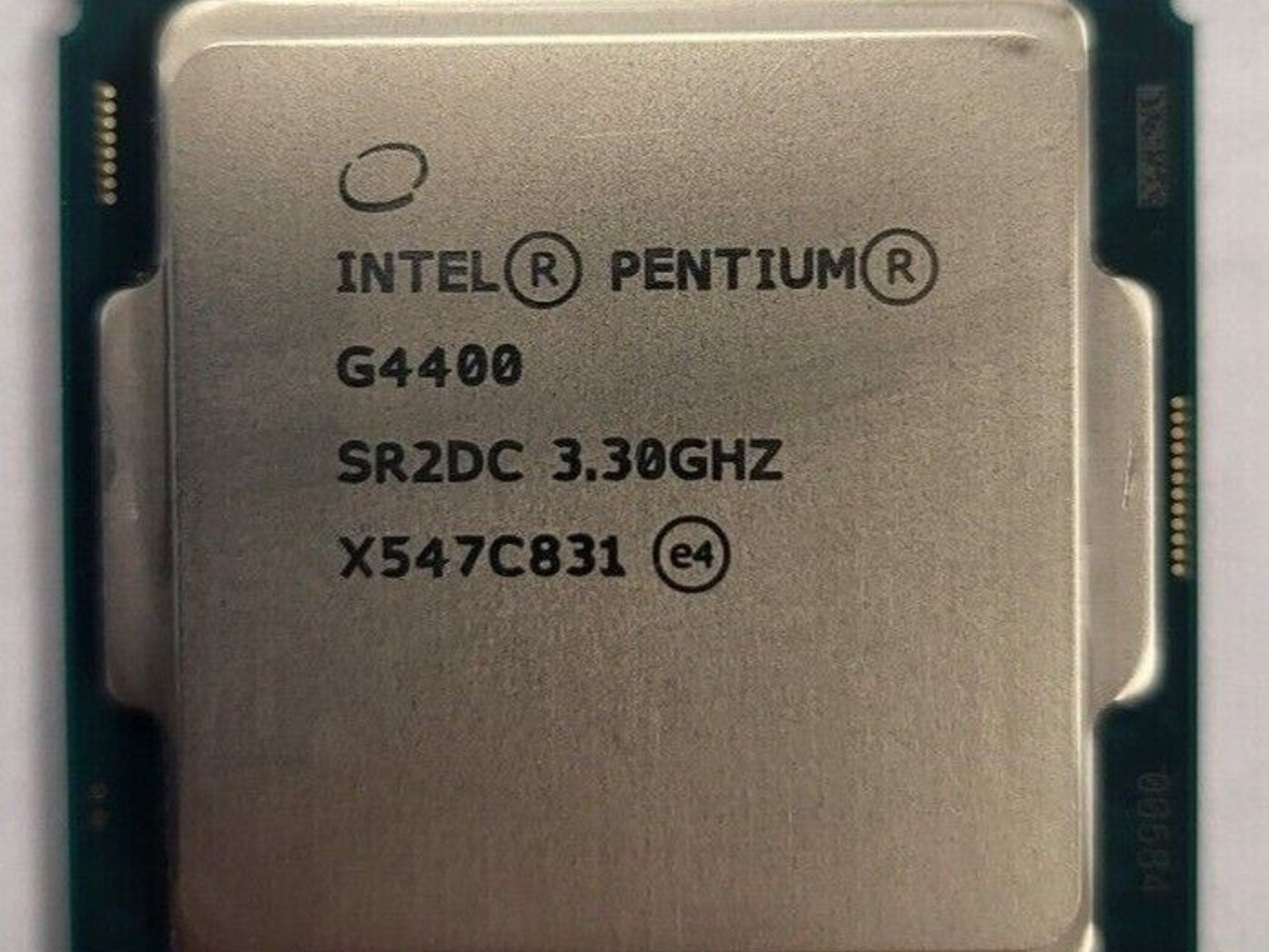 Lot of 2: Intel Pentium G4400 Dual Core CPU (3M Cache 3.30GHz 6th generation)