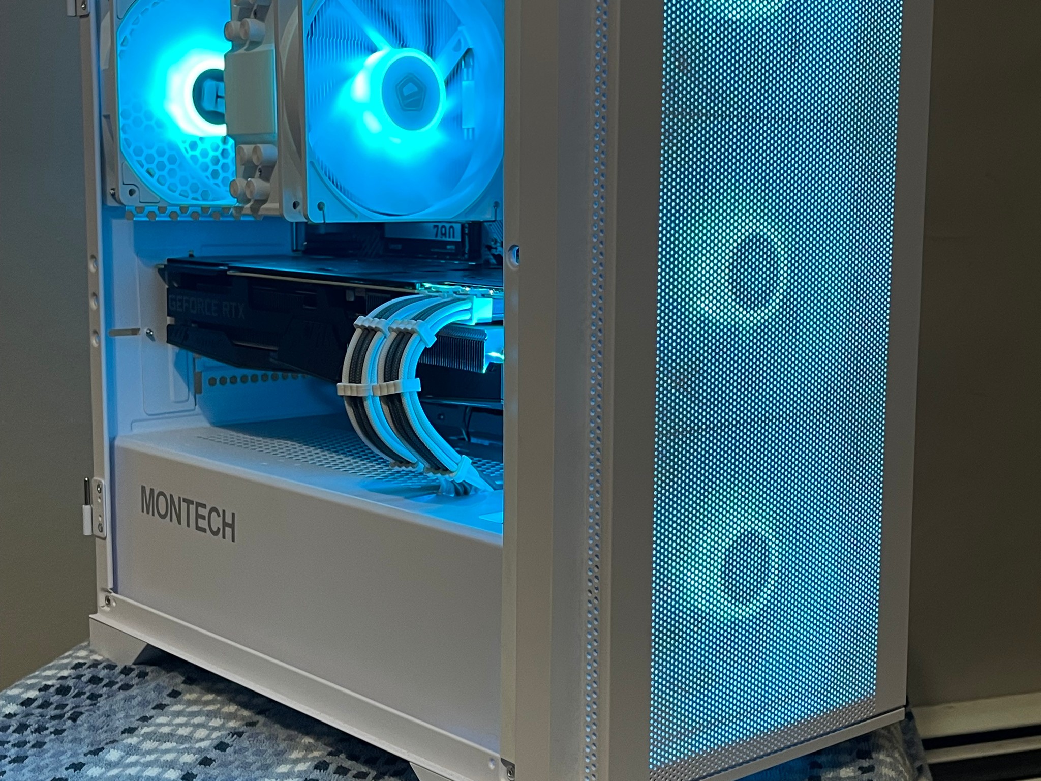 Budget Baller ICE | Ryzen 5 3600X | RTX 2070 Super