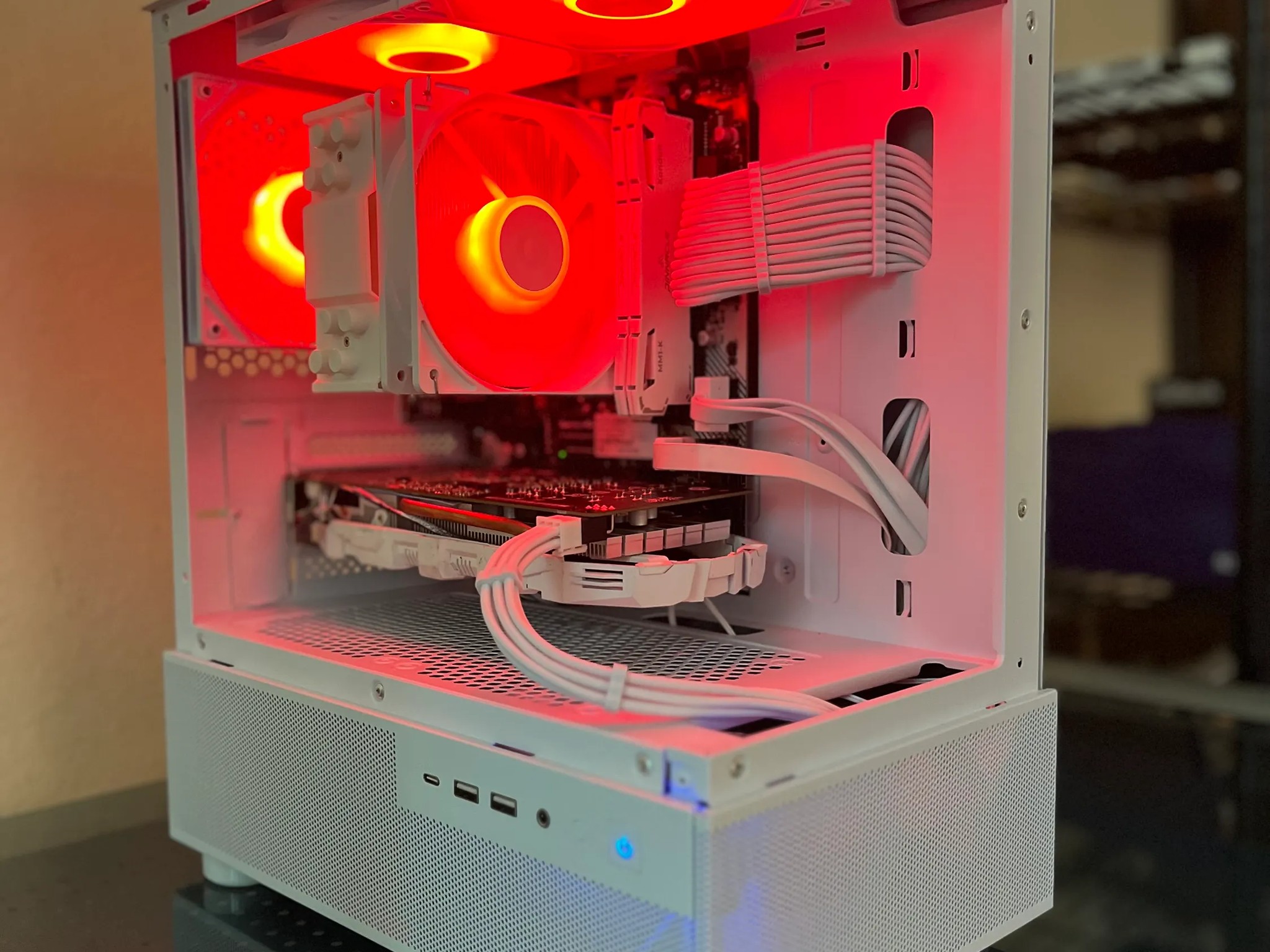1080p White RGB Gaming PC (Ryzen 3 and GTX 1060 6GB)