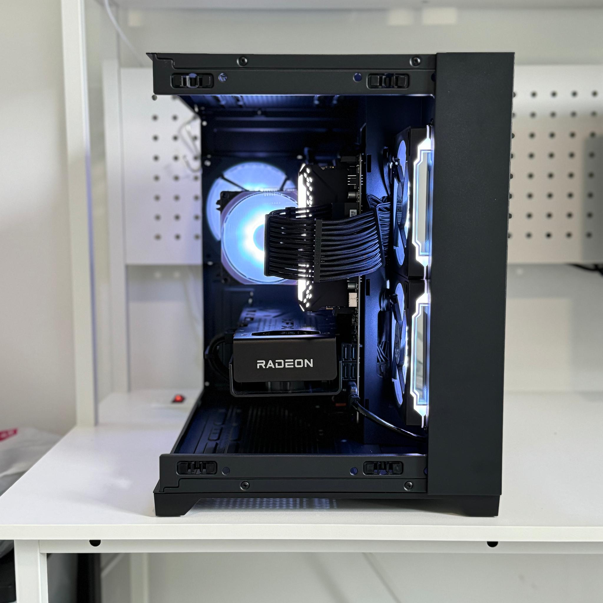 NOIR 🎆CUSTOM GAMING PC | AMD RYZEN 5 3600x | RX 6600XT | 1TB NVMe M.2